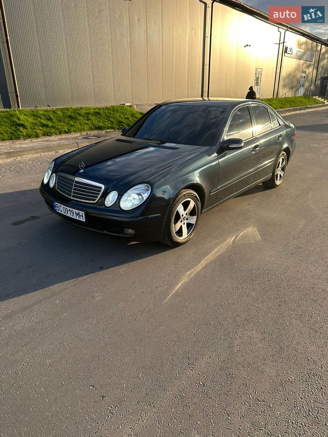 Mercedes-Benz E-Class 2006 VIN WDB2110061A965089 фото оголошення 3 з 48