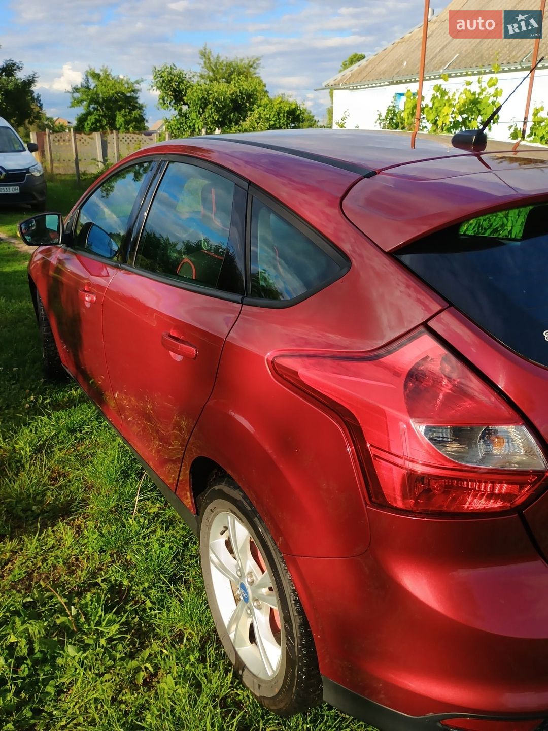 Ford Focus 2013 VIN 1FADP3K22DL231361 фото оголошення 10 з 13