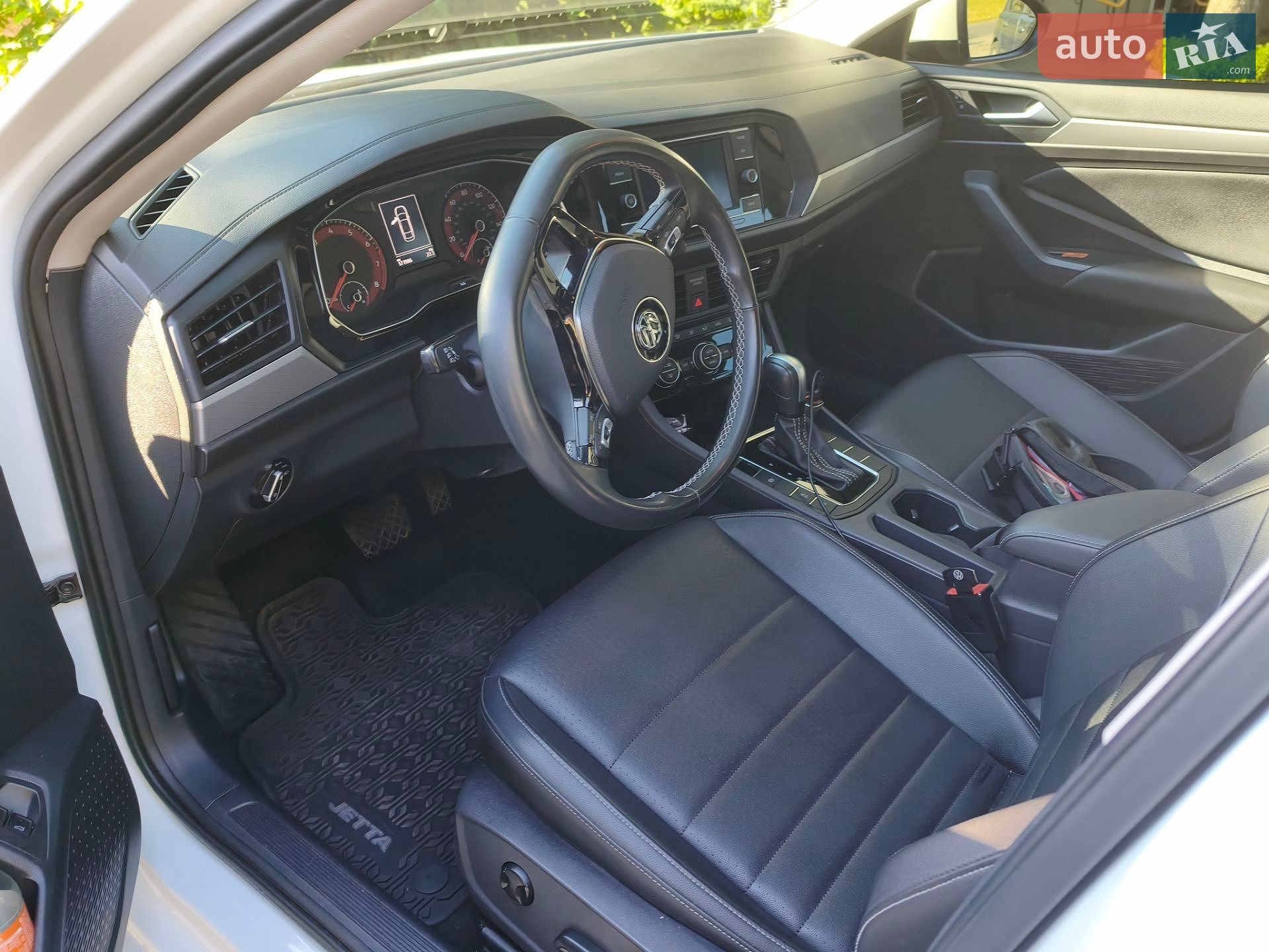Volkswagen Jetta 2020 VIN 3VWC57BU5MM031042 фото оголошення 9 з 13