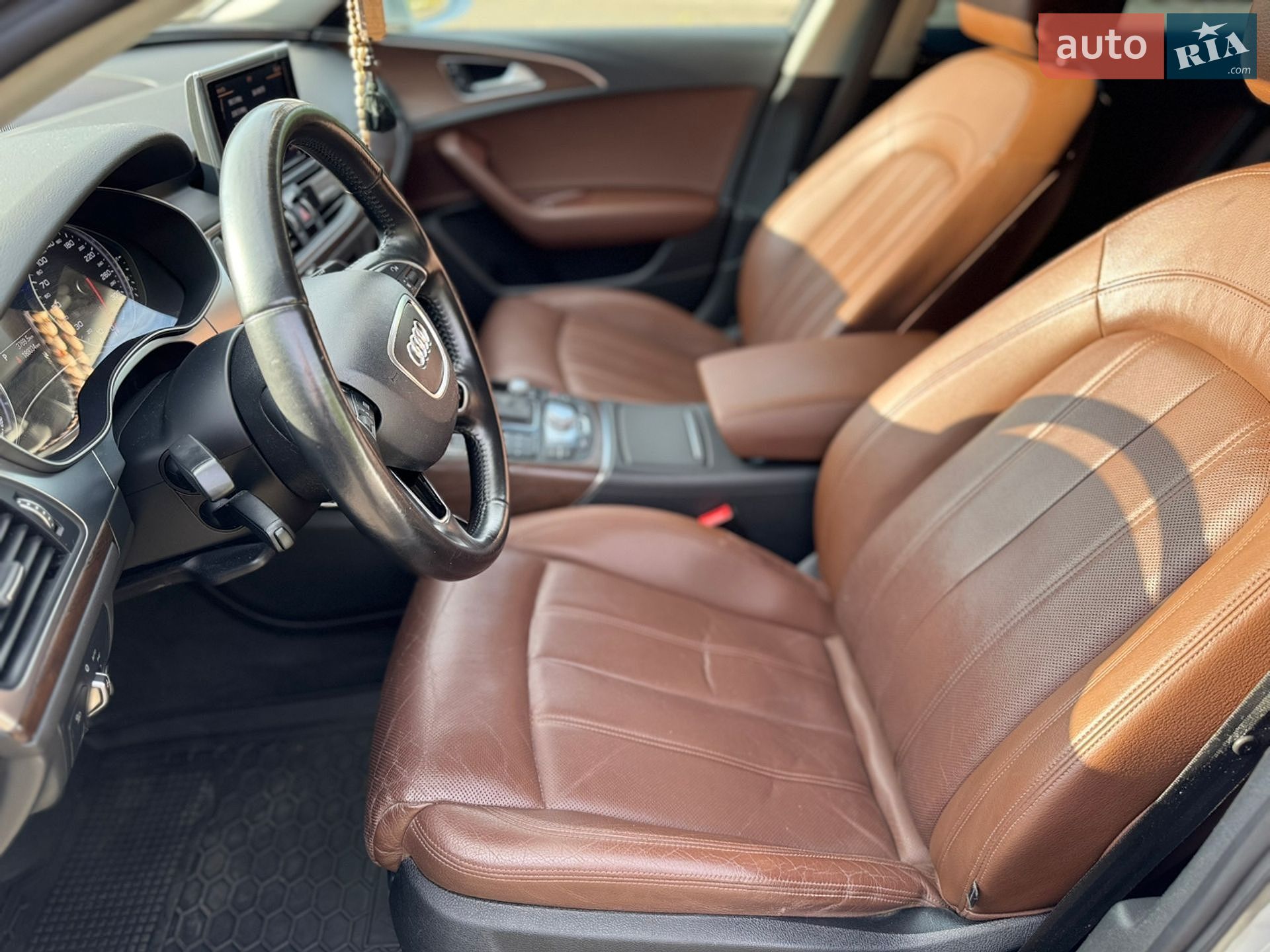 Audi A6 2015 VIN WAUZZZ4G9GN065061 фото оголошення 13 з 23