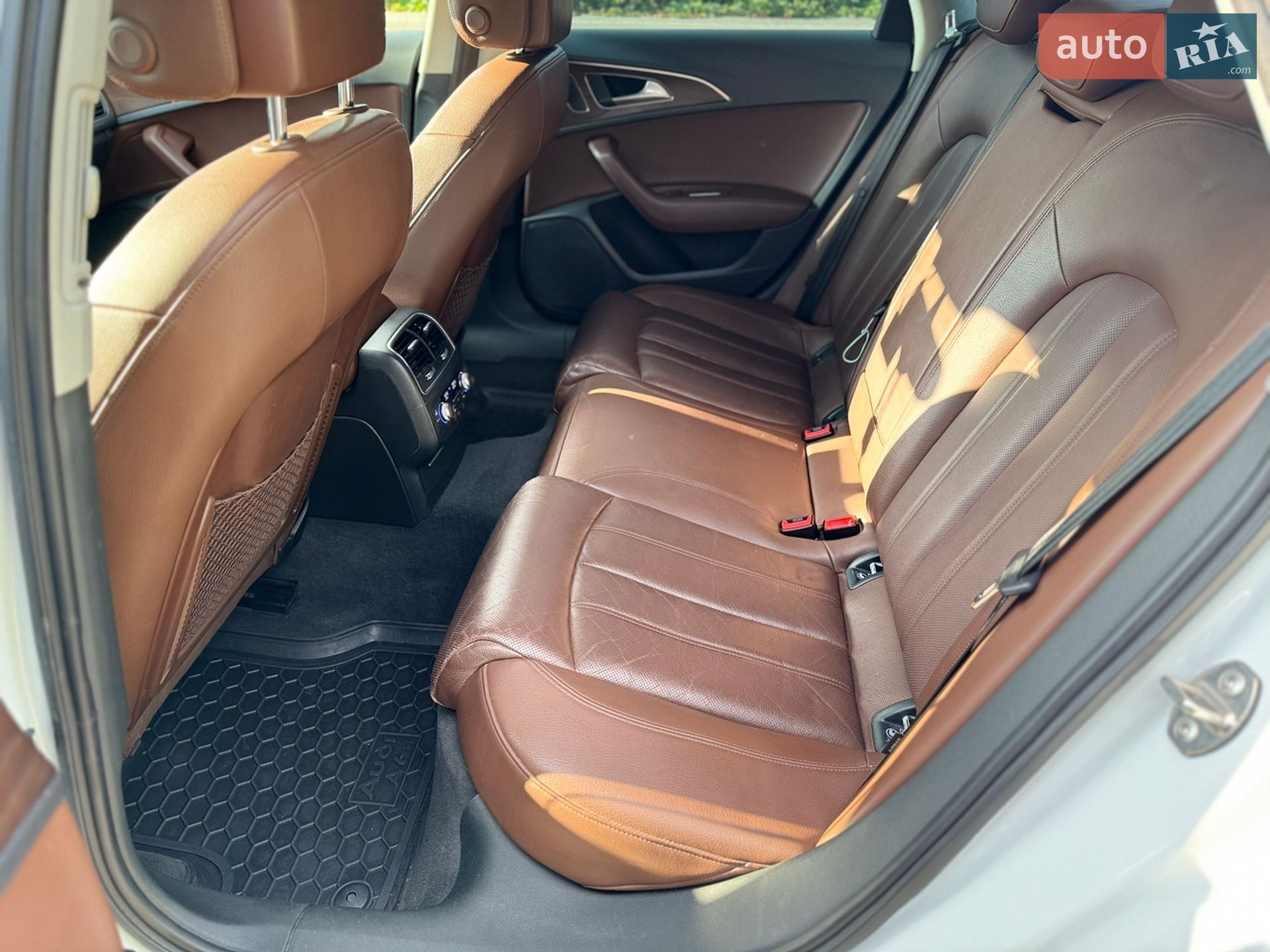 Audi A6 2015 VIN WAUZZZ4G9GN065061 фото оголошення 15 з 23