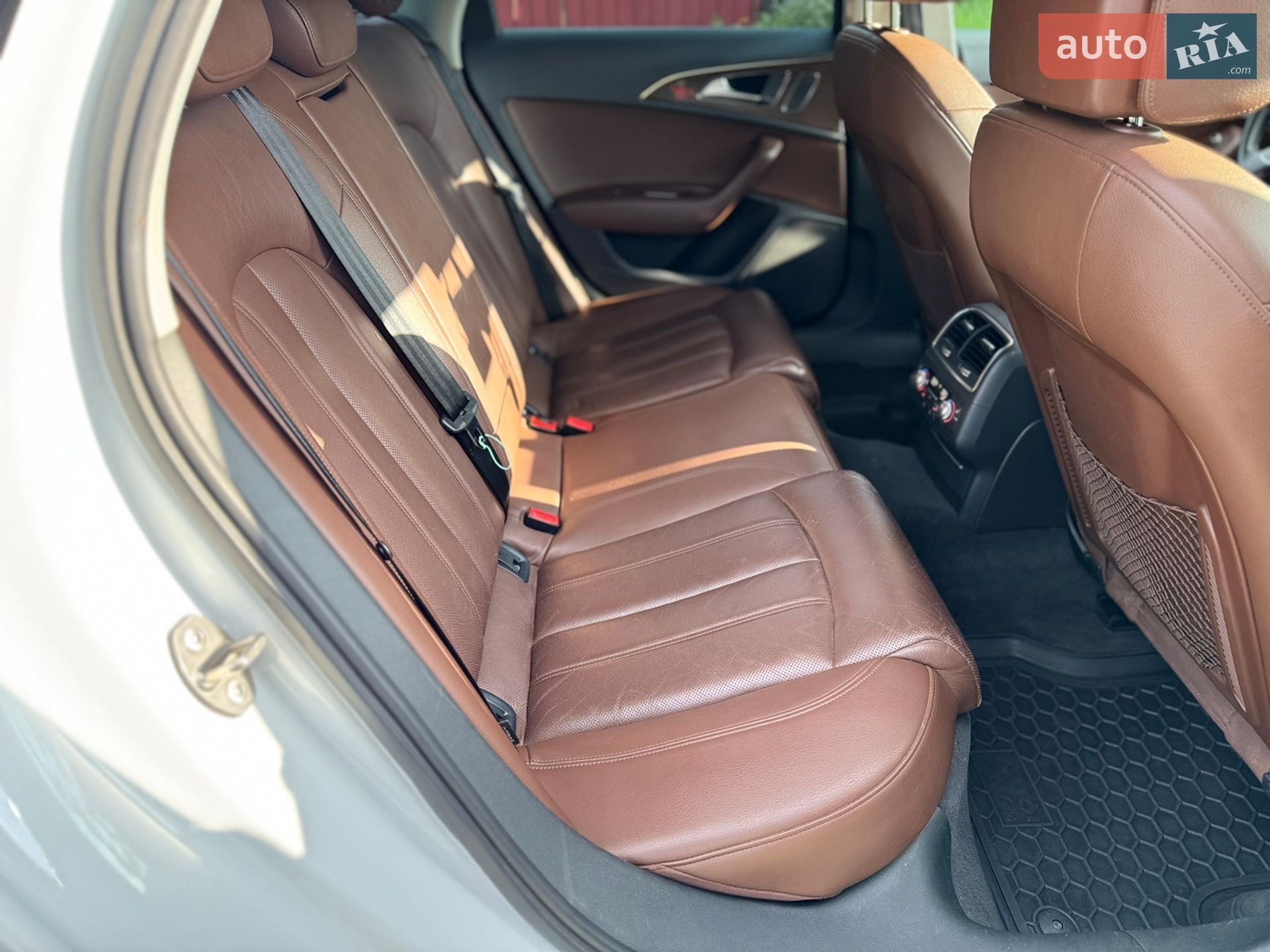 Audi A6 2015 VIN WAUZZZ4G9GN065061 фото оголошення 16 з 23