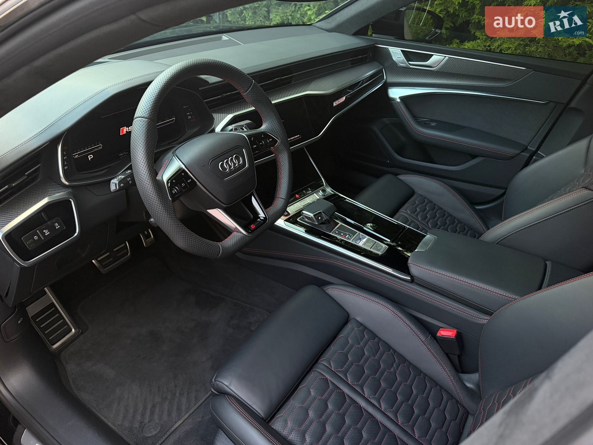 Audi RS7 Sportback 2025 VIN WUAZZZF27SN907637 фото оголошення 7 з 12