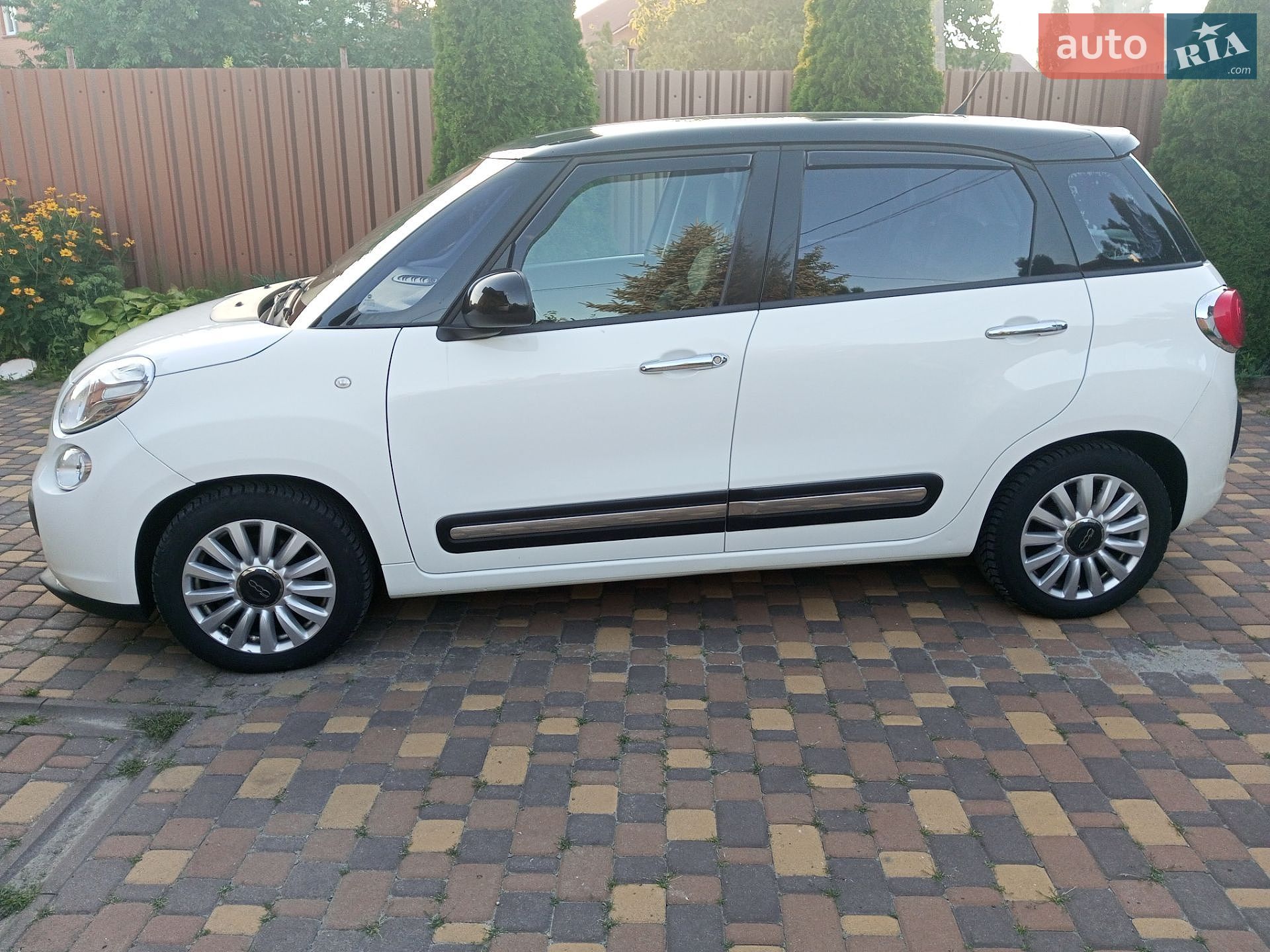 Fiat 500l 2013 VIN ZFA19900005092021 фото оголошення 3 з 32