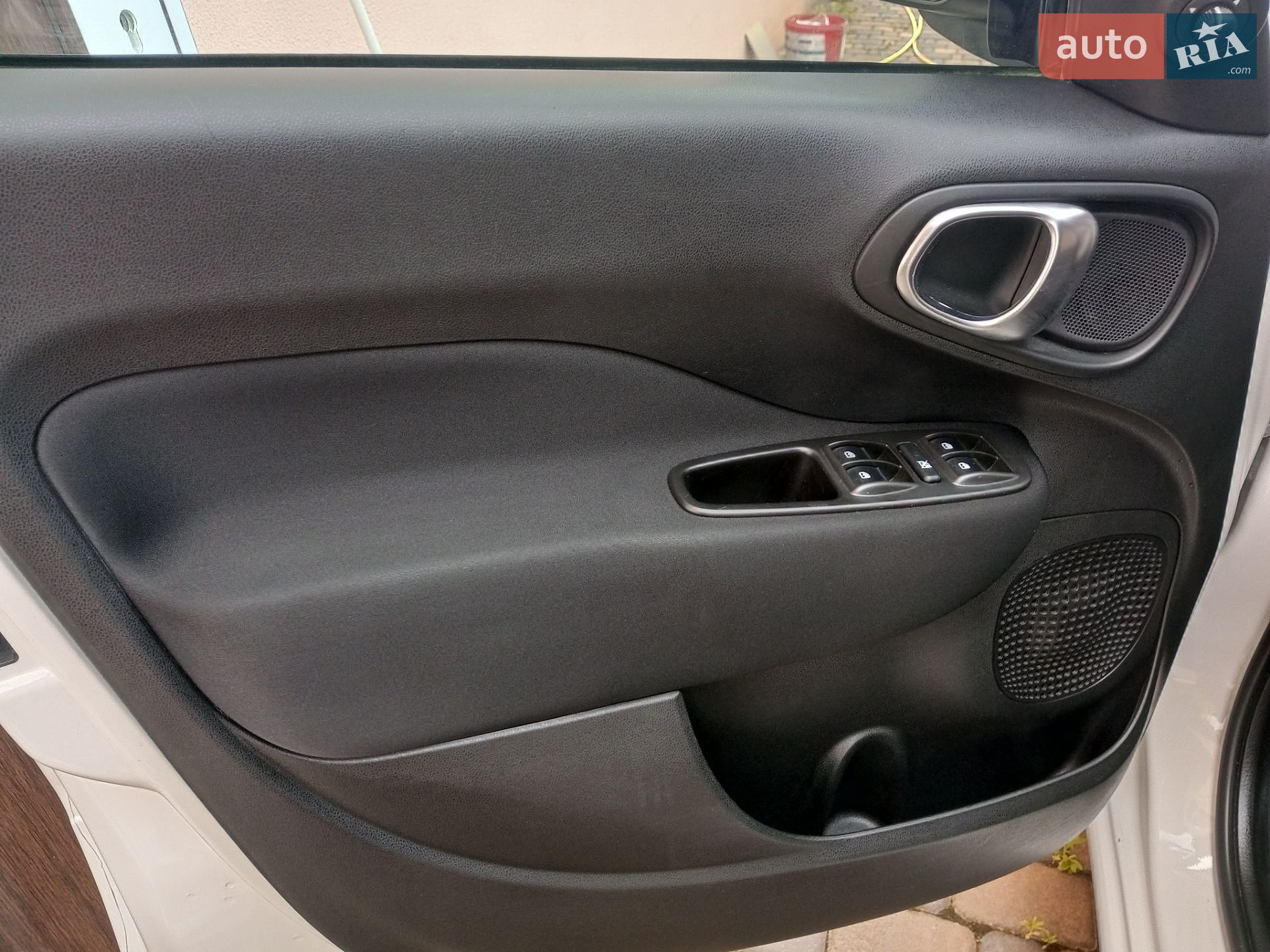 Fiat 500l 2013 VIN ZFA19900005092021 фото оголошення 21 з 32