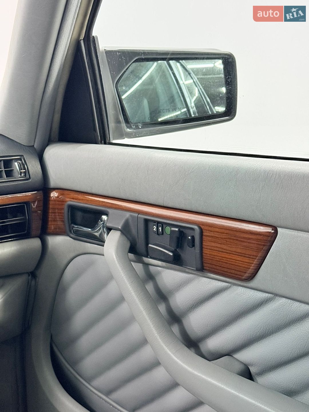 Mercedes-Benz S-Class 1991 VIN WDBCB34E2MA605750 фото оголошення 28 з 60