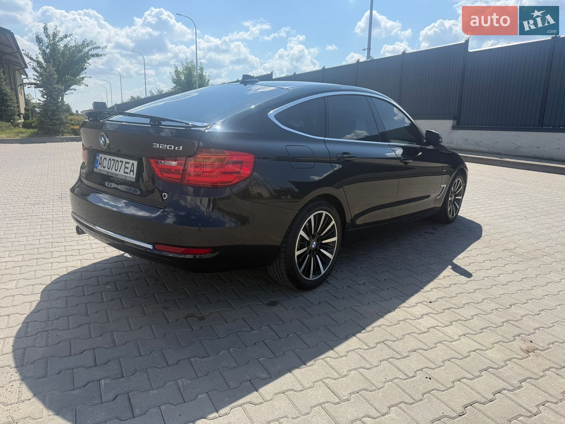BMW 3 Series GT 2015 VIN WBA3Y510X0GZ91164 фото оголошення 9 з 27