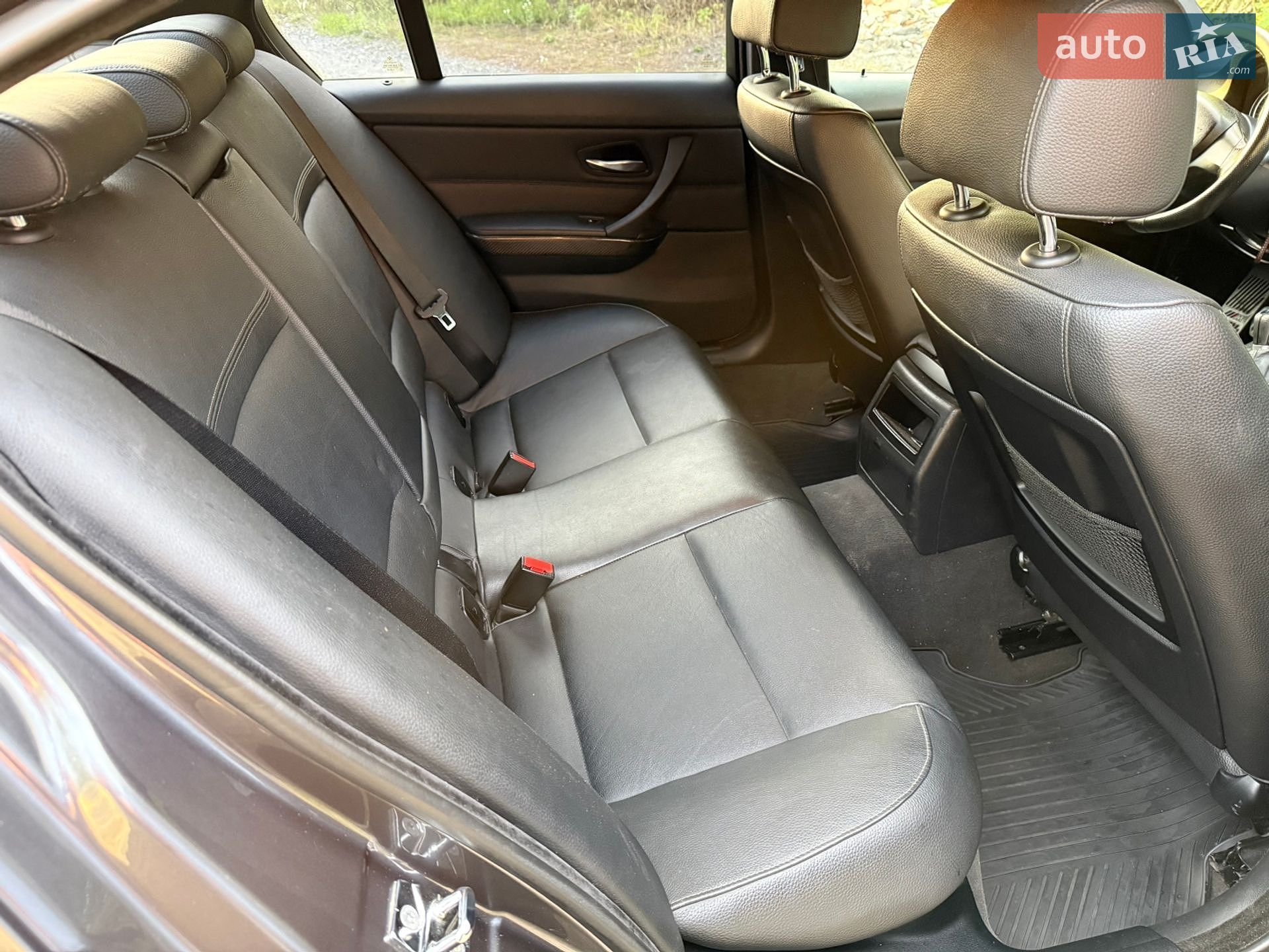 BMW 3 Series 2005 VIN WBAVA51090VA57508 фото оголошення 26 з 49