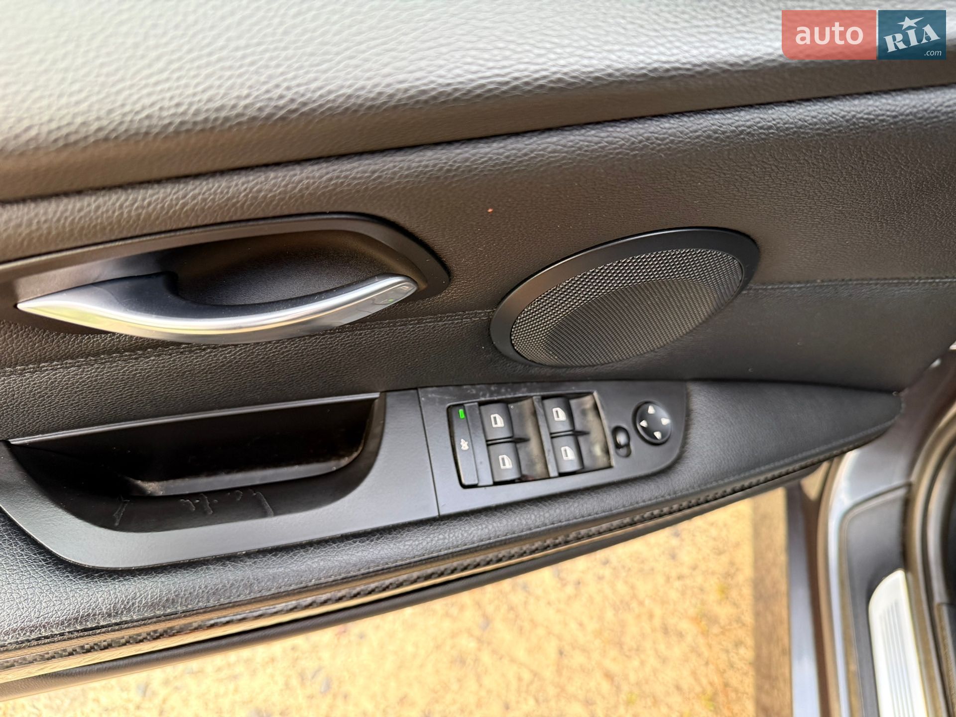 BMW 3 Series 2005 VIN WBAVA51090VA57508 фото оголошення 34 з 49