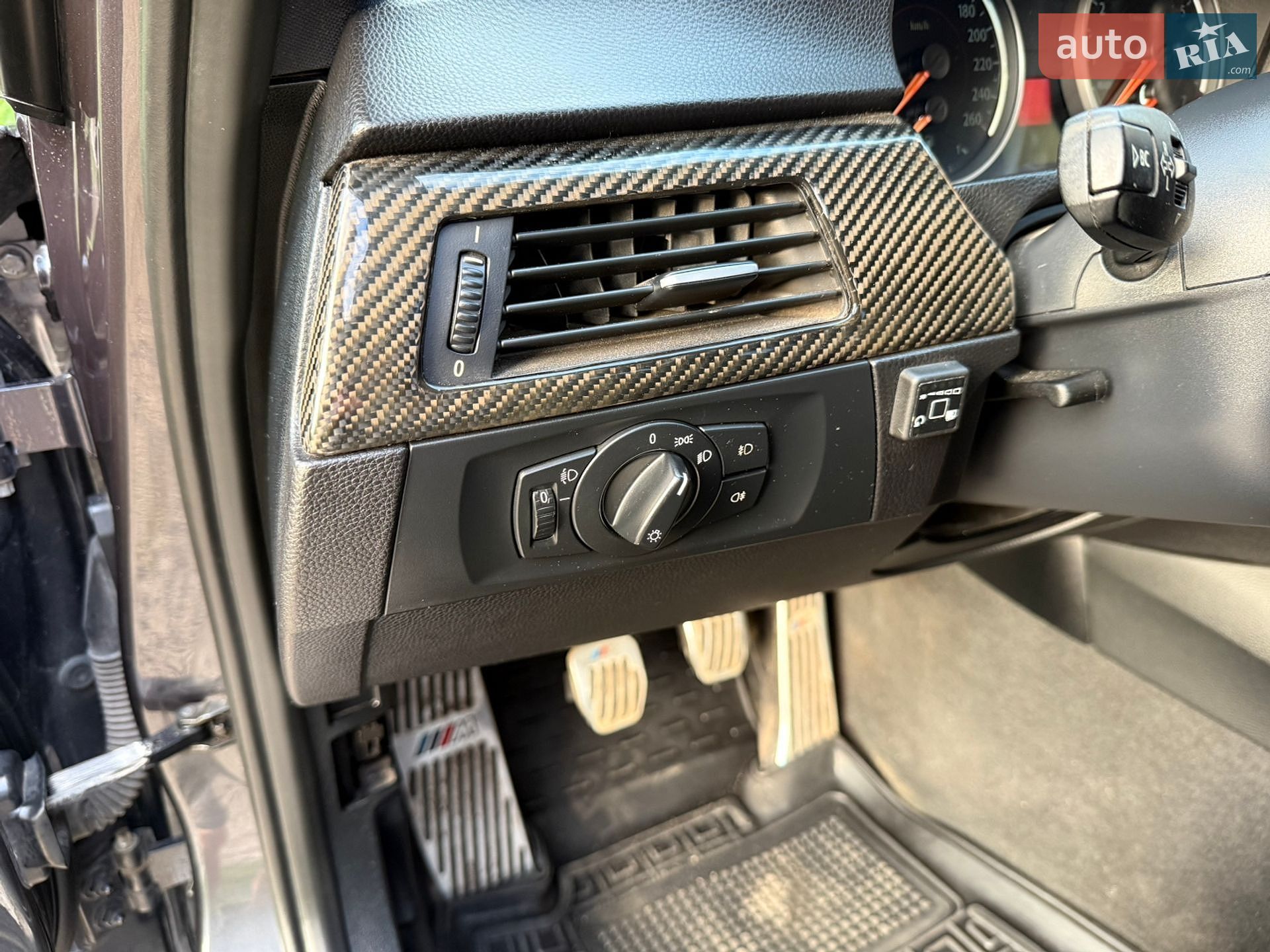 BMW 3 Series 2005 VIN WBAVA51090VA57508 фото оголошення 45 з 49