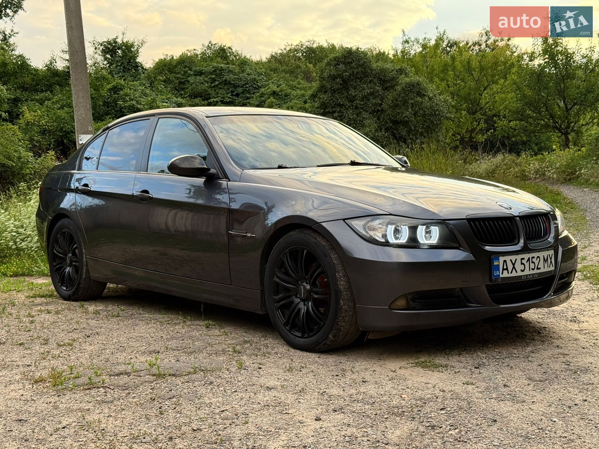 BMW 3 Series 2005 VIN WBAVA51090VA57508 фото оголошення 3 з 49