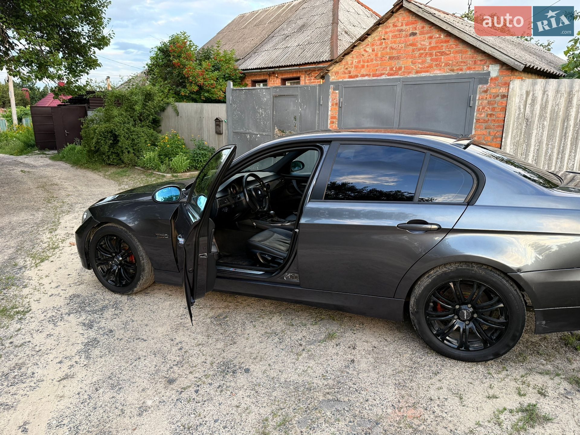 BMW 3 Series 2005 VIN WBAVA51090VA57508 фото оголошення 12 з 49