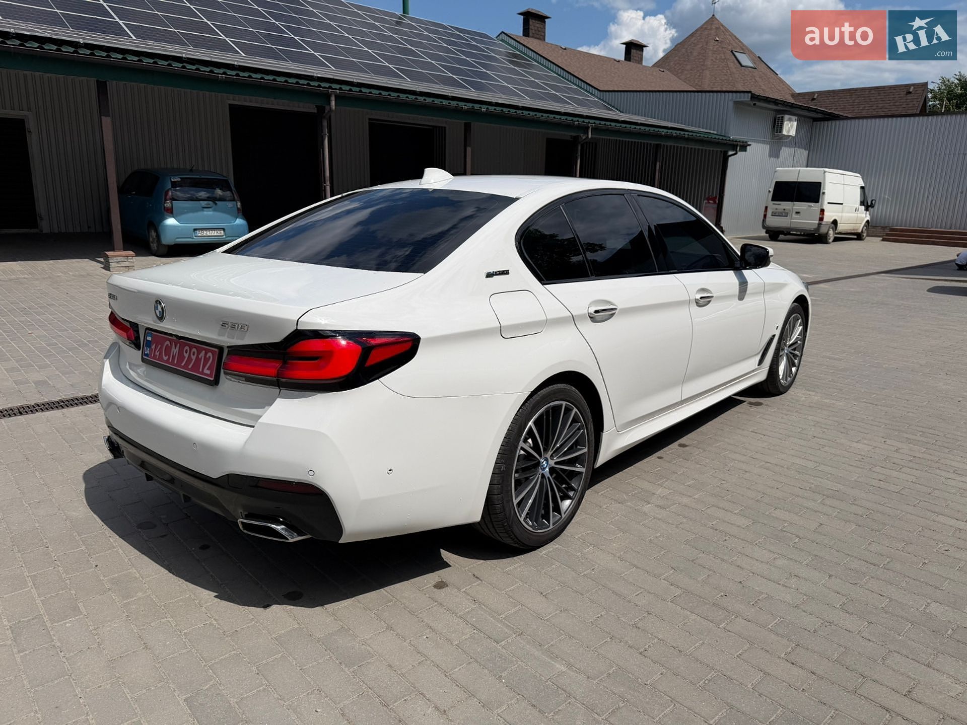 BMW 5 Series 2018 VIN WBAJA9C58JB034140 фото оголошення 6 з 39