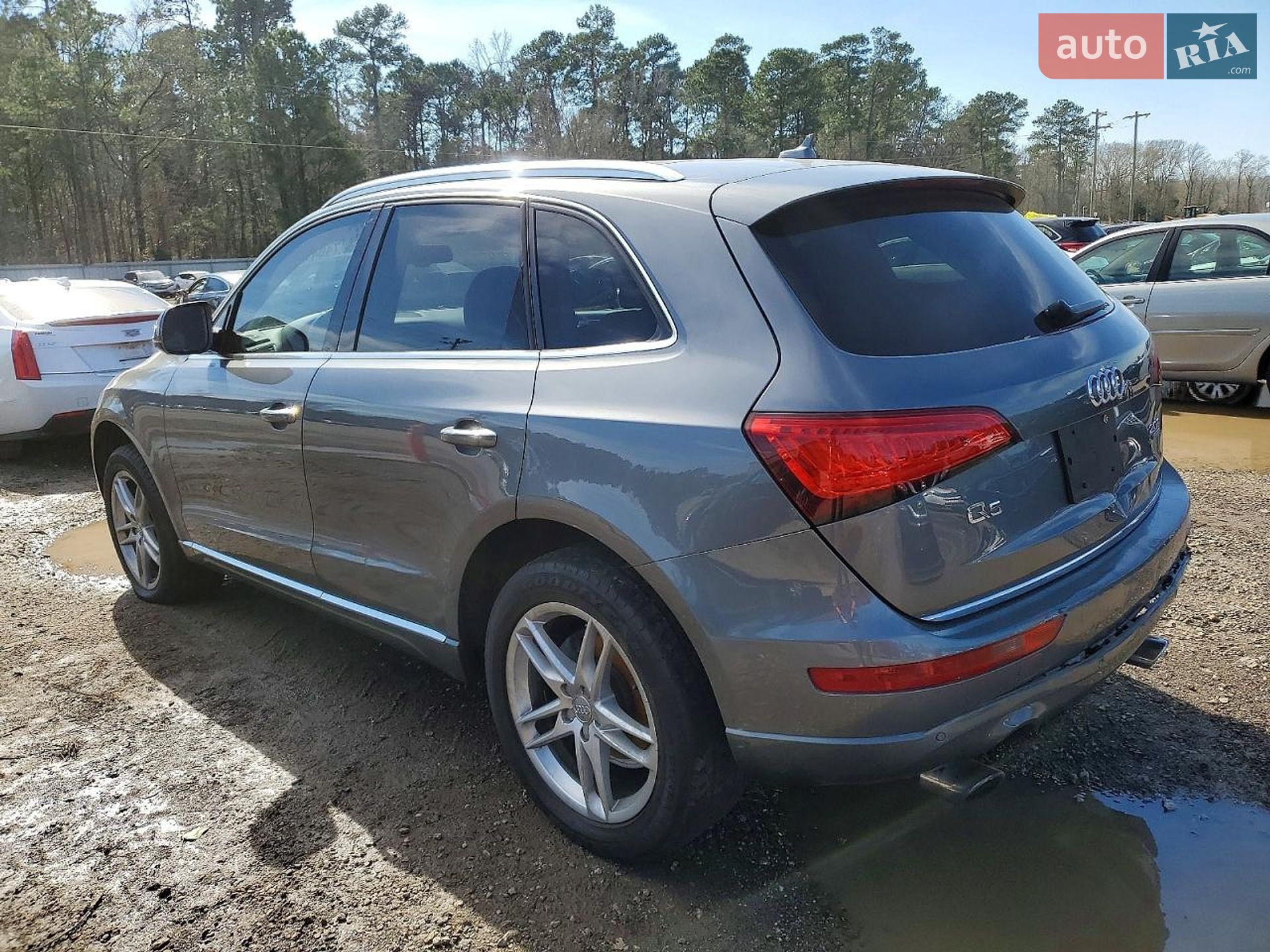 Audi Q5 2016 VIN WA1L2AFP9GA135350 фото оголошення 2 з 12