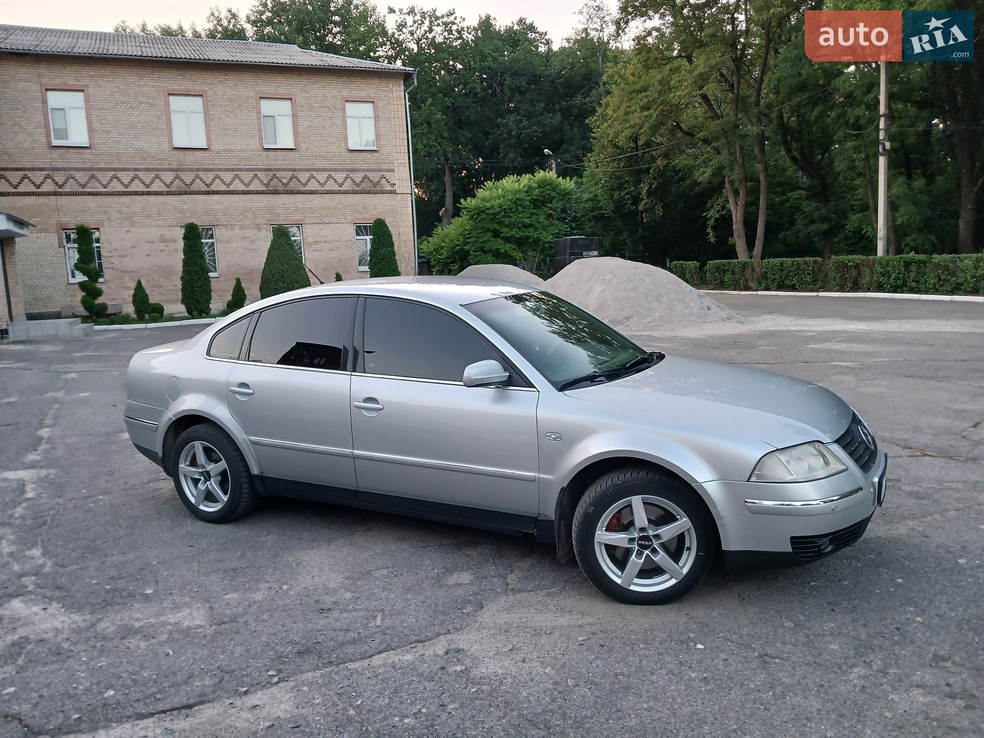 Volkswagen Passat 2001 VIN WVWZZZ3BZ2E210179 фото оголошення 5 з 13
