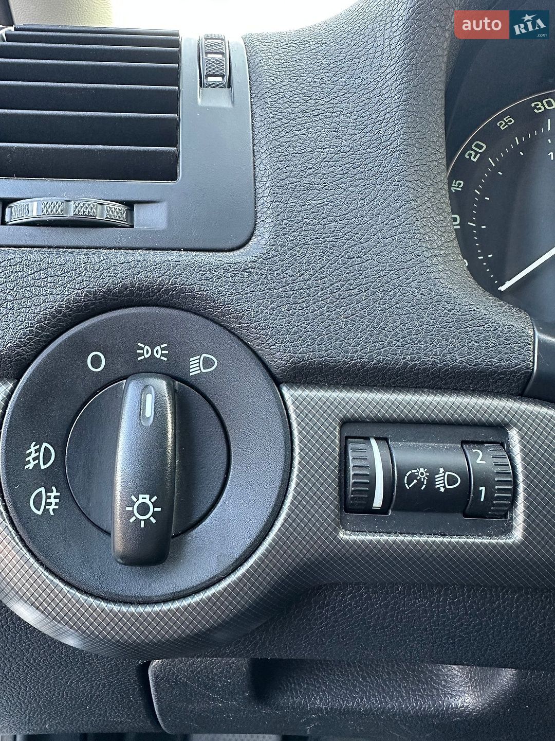 Skoda Octavia 2006 VIN TMBGD41Z27B152108 фото оголошення 24 з 36