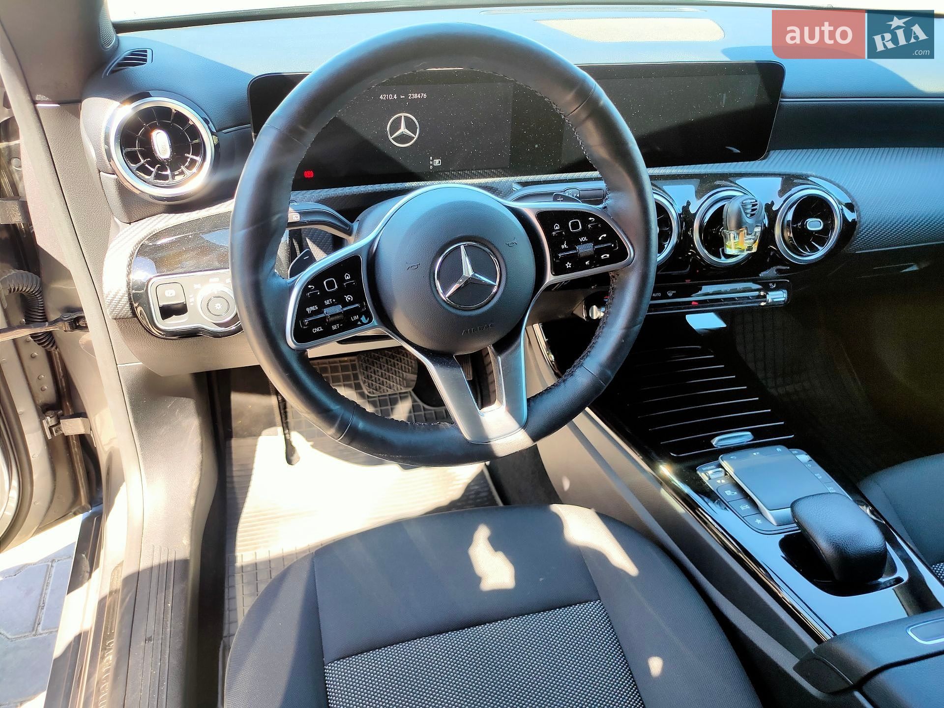 Mercedes-Benz CLA-Class 2020 VIN W1K1186121N163487 фото оголошення 12 з 12