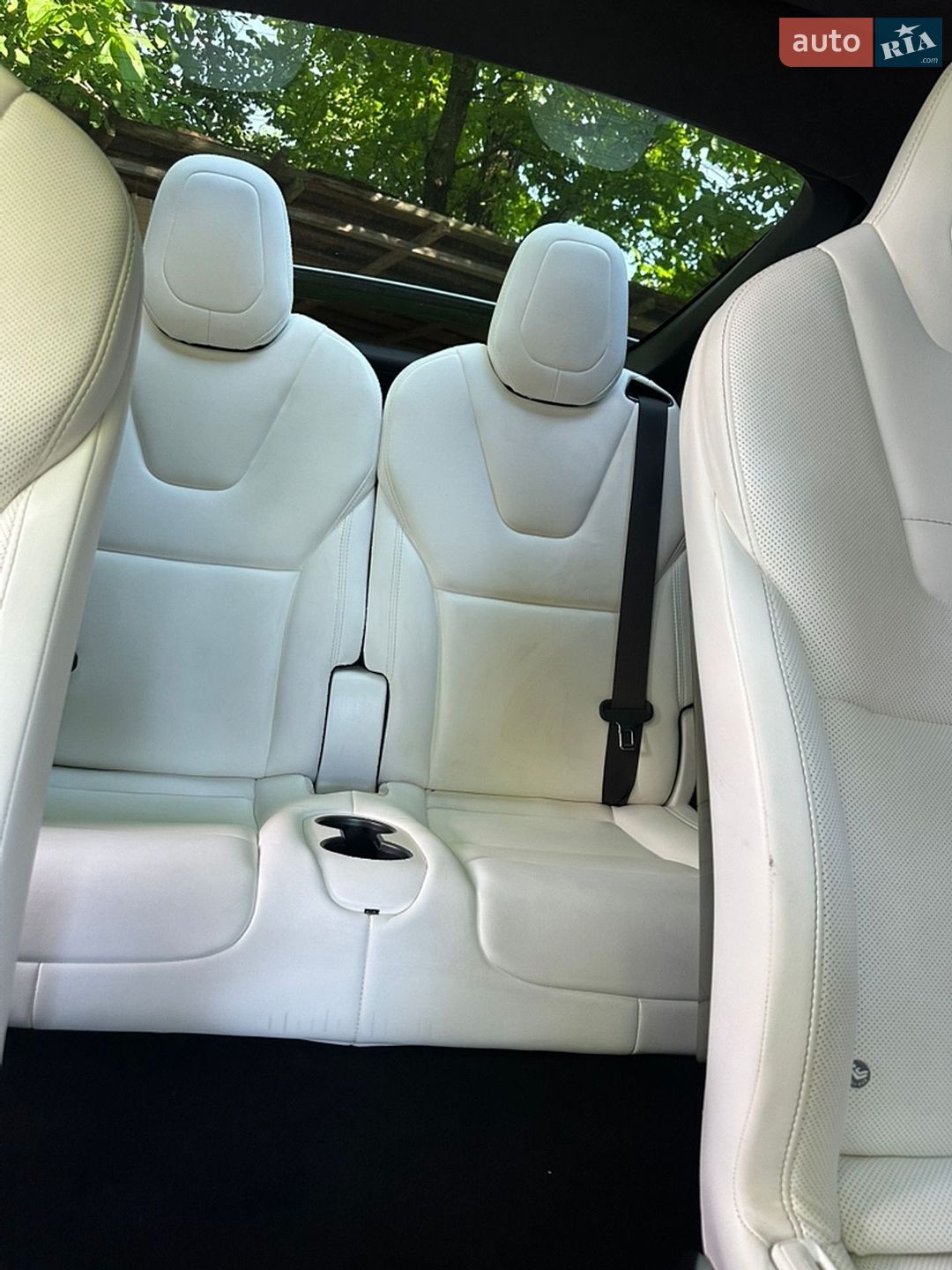 Tesla Model X 2016 VIN 5YJXCBE28GF030919 фото оголошення 15 з 28