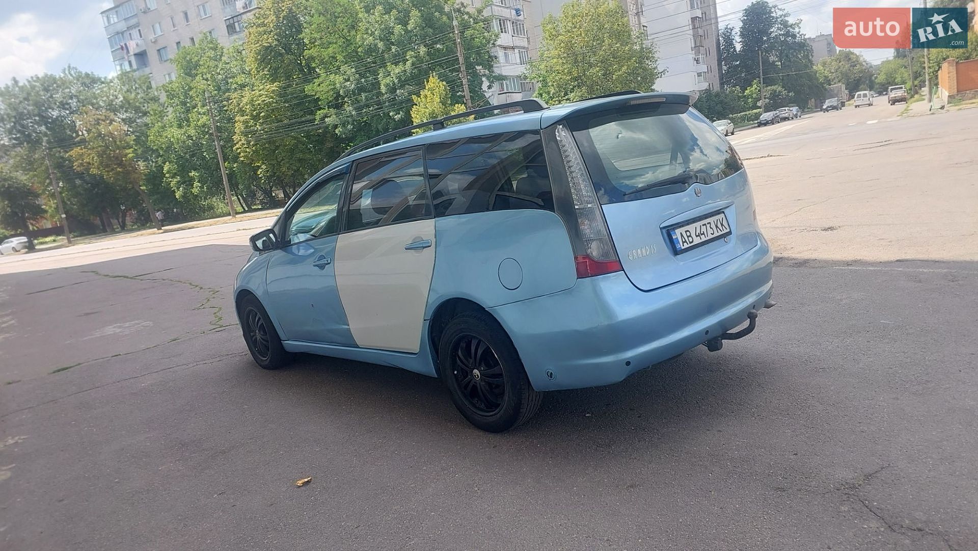 Mitsubishi Grandis 2004 VIN JMBLNNA4W4Z001602 фото оголошення 3 з 18