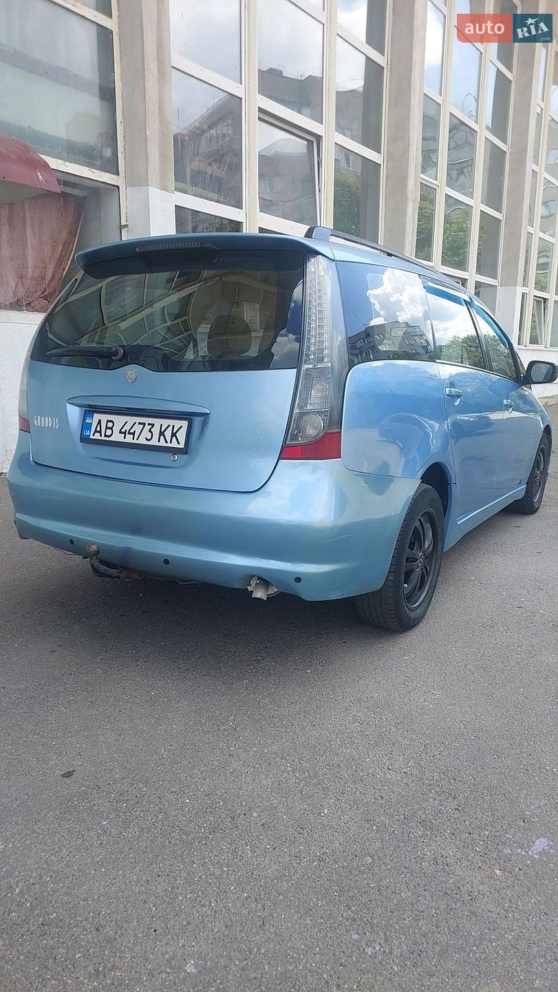 Mitsubishi Grandis 2004 VIN JMBLNNA4W4Z001602 фото оголошення 10 з 18