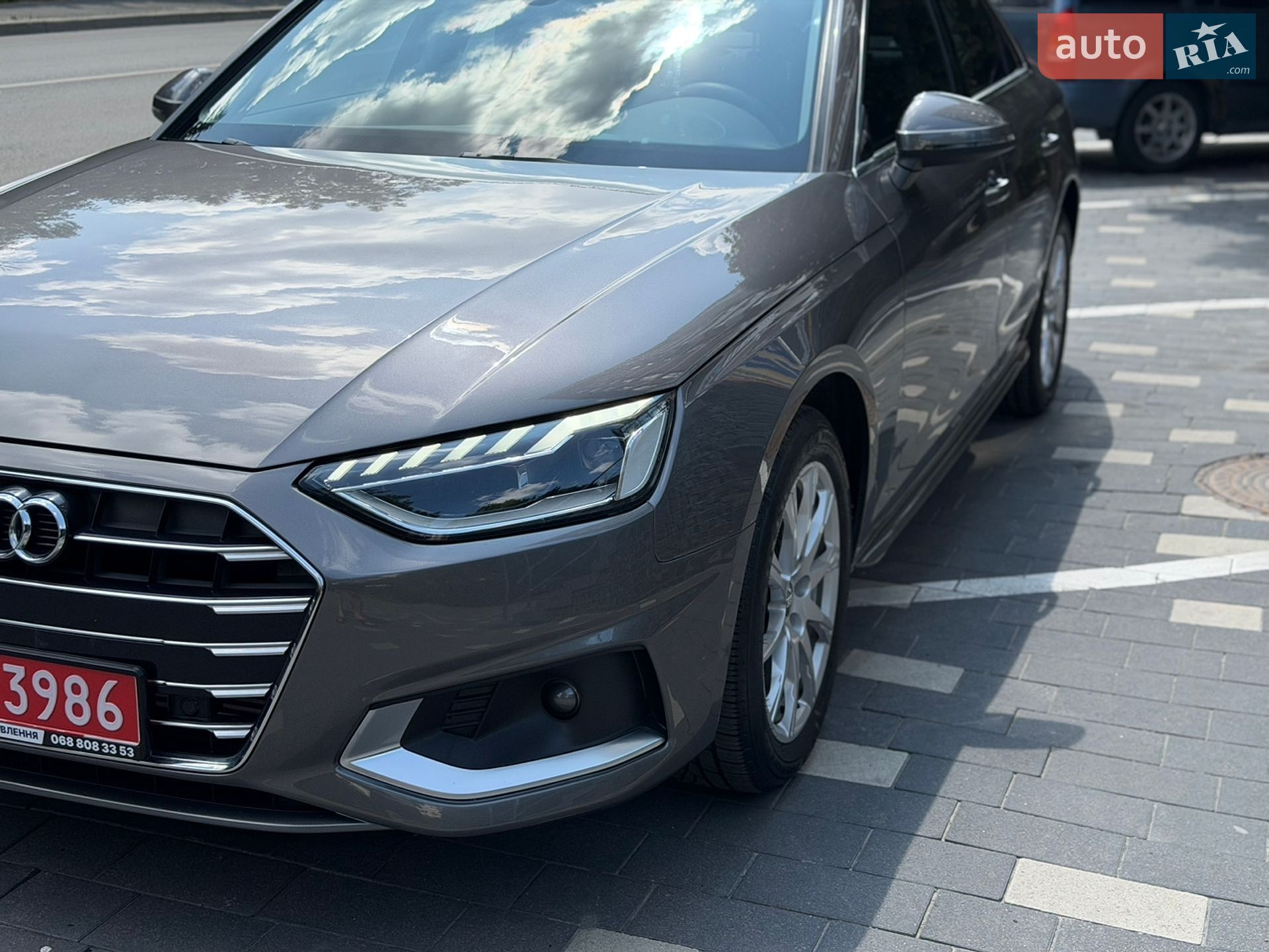 Audi A4 2020 VIN WAUGMAF44LA053279 фото оголошення 4 з 33