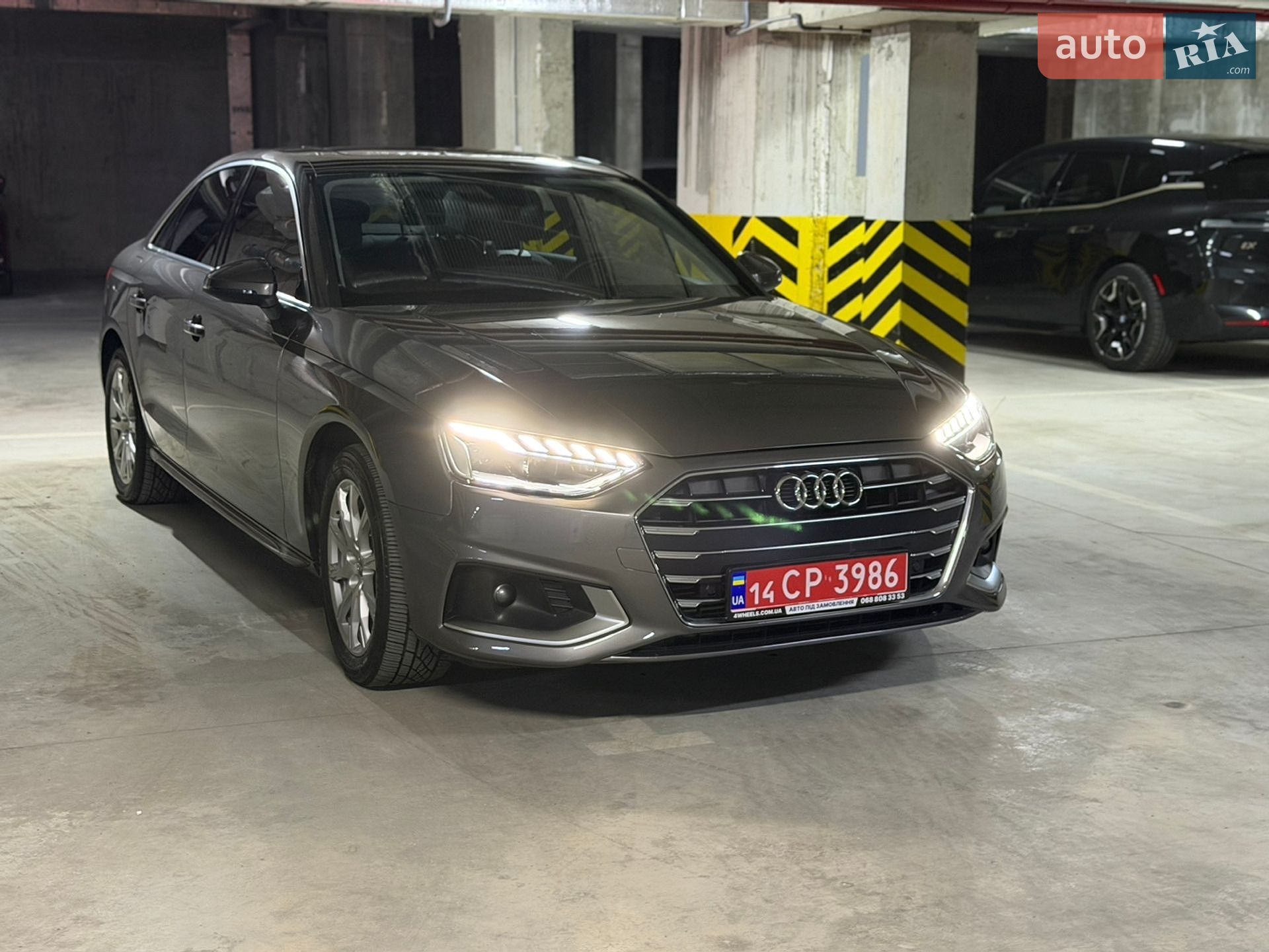 Audi A4 2020 VIN WAUGMAF44LA053279 фото оголошення 12 з 33