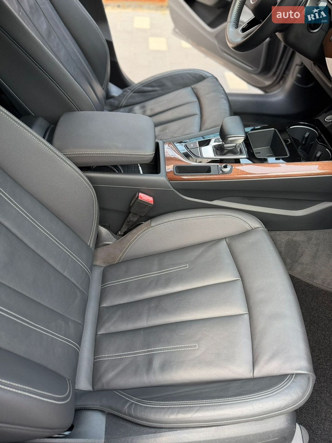 Audi A4 2020 VIN WAUGMAF44LA053279 фото оголошення 20 з 33