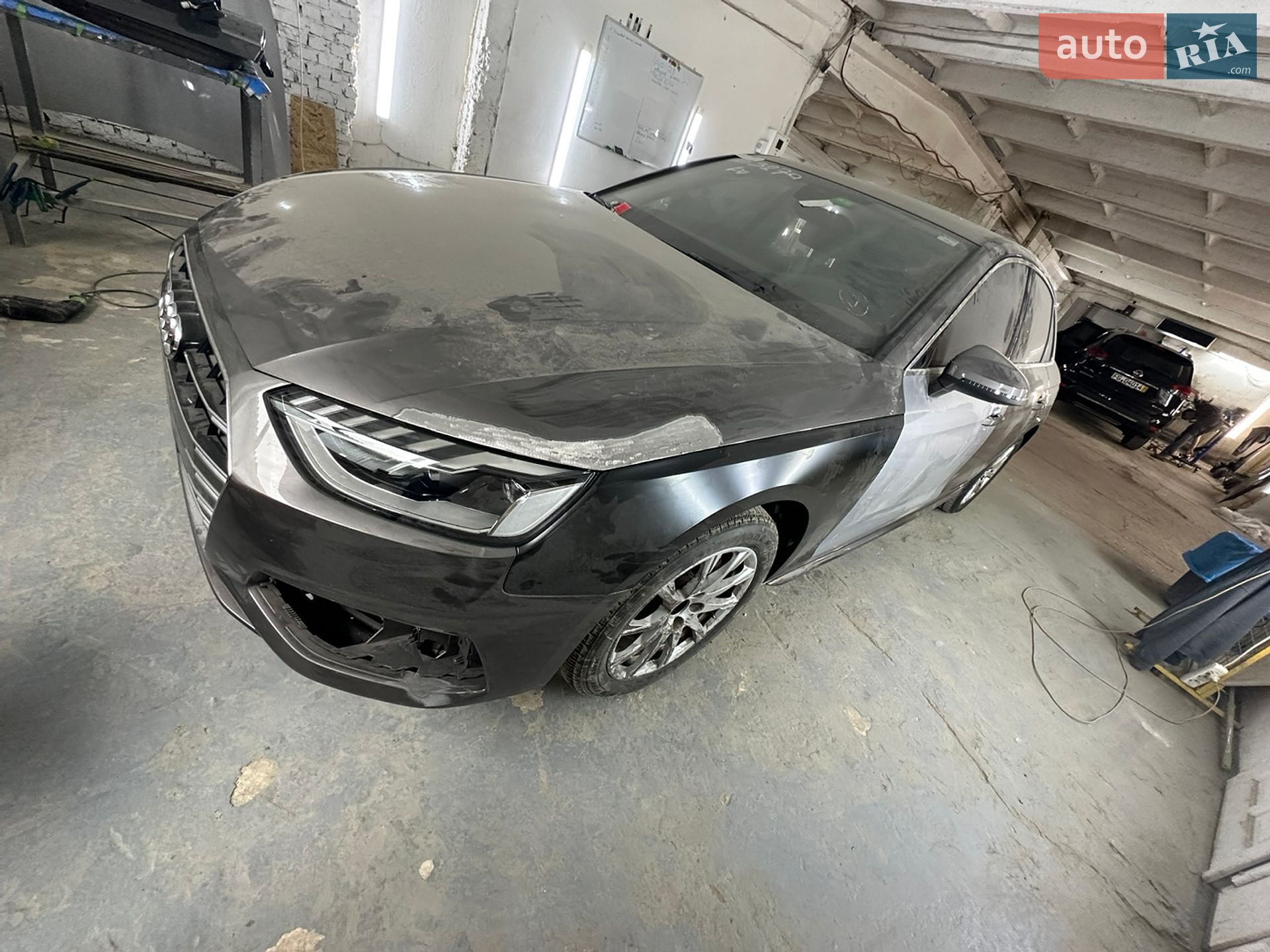 Audi A4 2020 VIN WAUGMAF44LA053279 фото оголошення 32 з 33