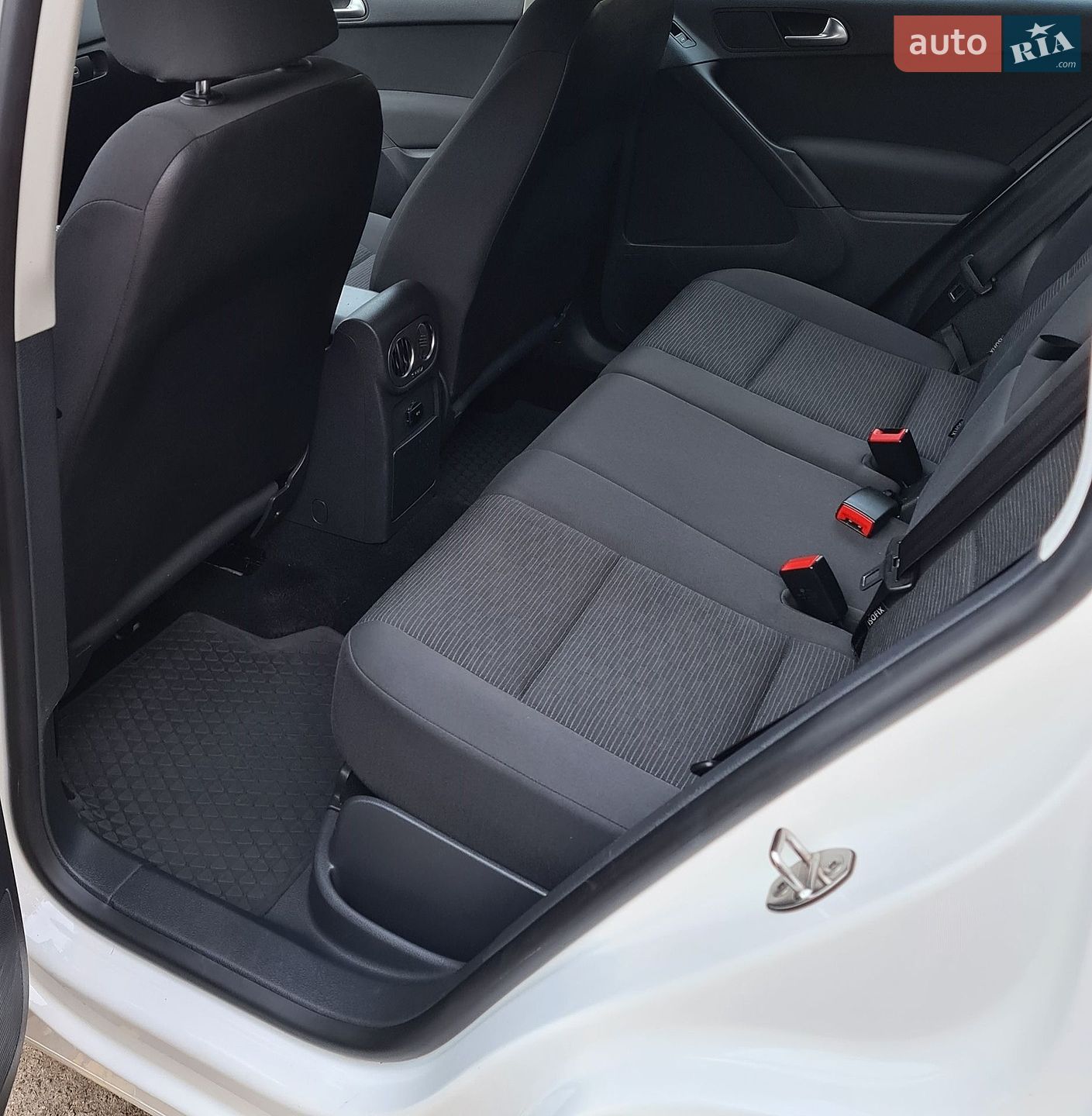 Volkswagen Tiguan 2012 VIN WVGZZZ5NZDW540925 фото оголошення 12 з 20