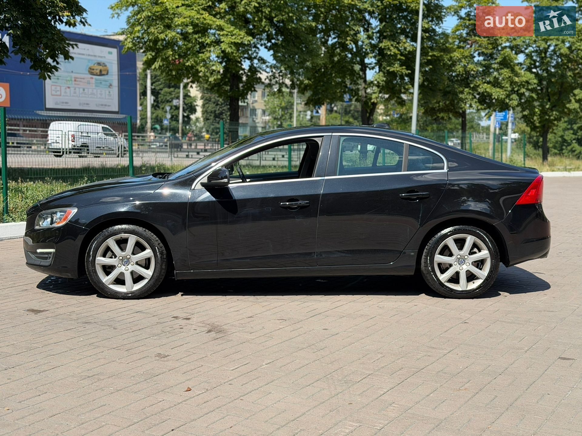 Volvo S60 2015 VIN YV126MFK5G2392022 фото оголошення 6 з 25