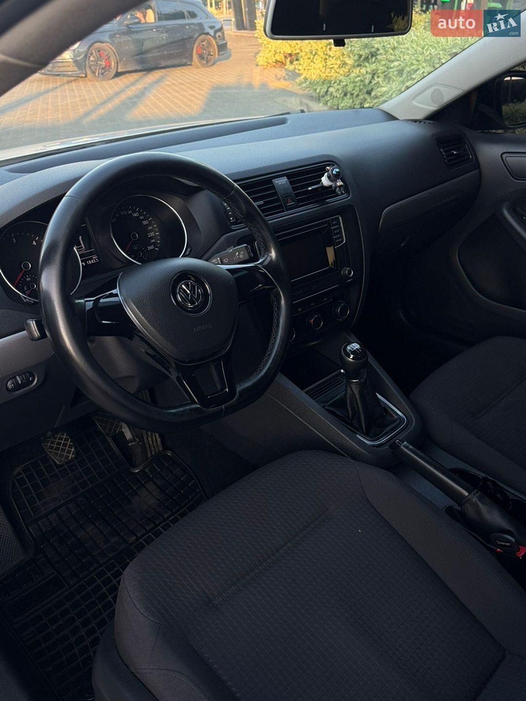 Volkswagen Jetta 2016 VIN WVWZZZ16ZGM014275 фото оголошення 13 з 21