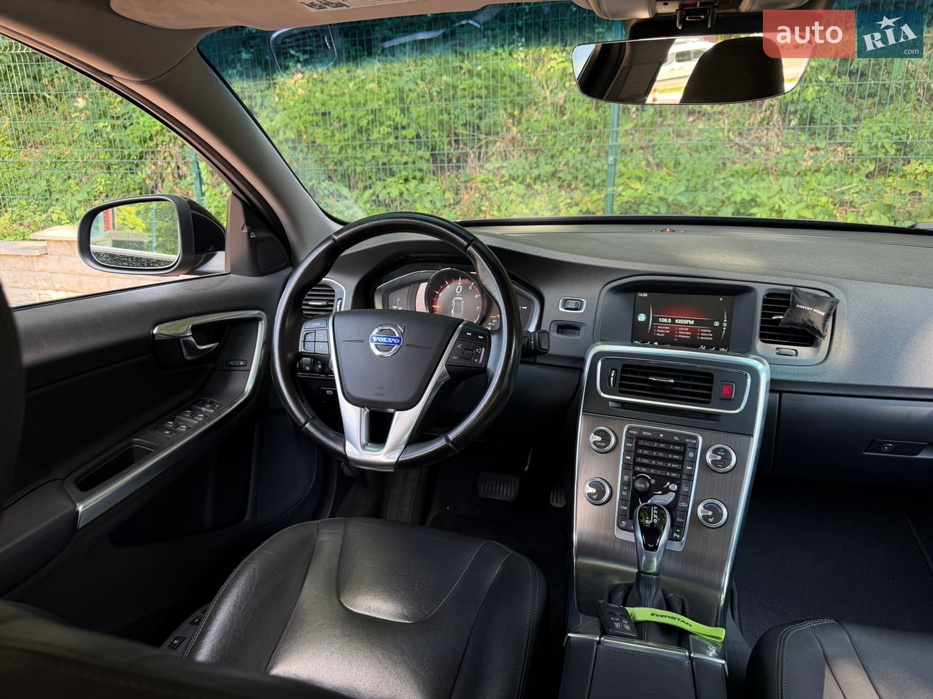 Volvo S60 2015 VIN YV126MFK5G2392022 фото оголошення 19 з 25