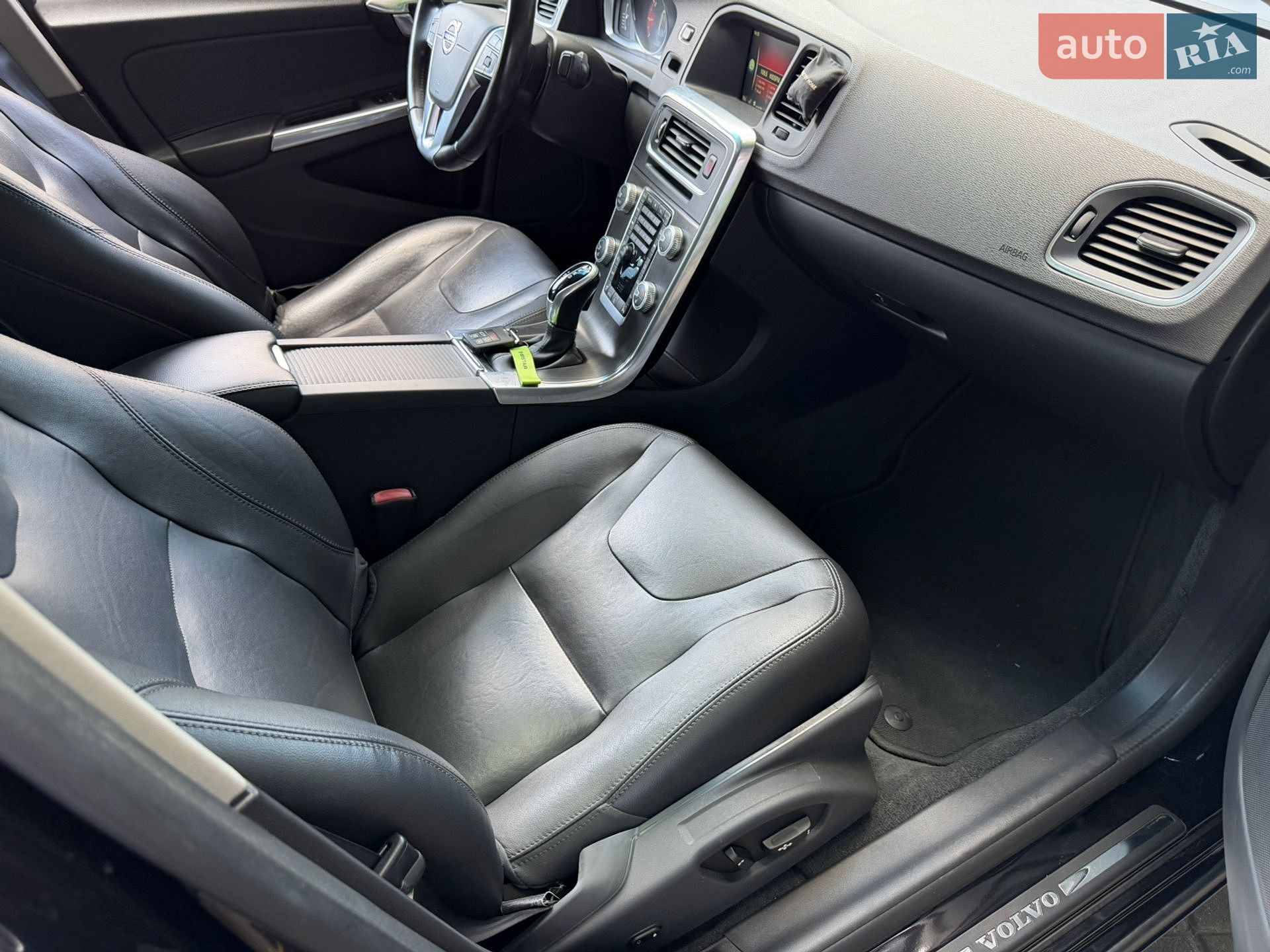 Volvo S60 2015 VIN YV126MFK5G2392022 фото оголошення 25 з 25