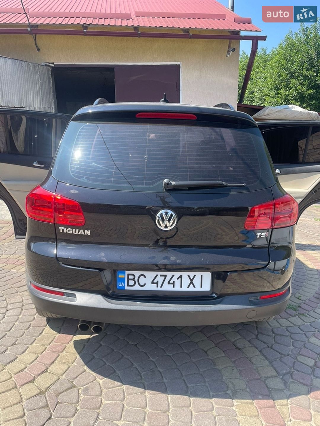 Volkswagen Tiguan 2017 VIN WVGAV7AX6HK039181 фото оголошення 6 з 24