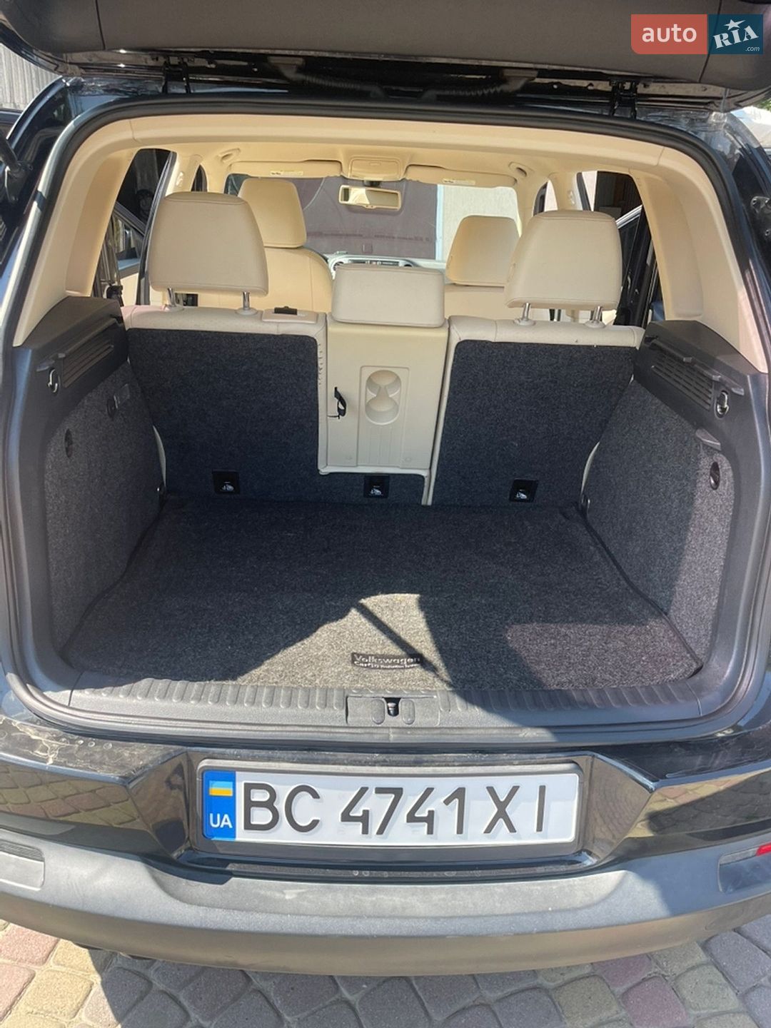 Volkswagen Tiguan 2017 VIN WVGAV7AX6HK039181 фото оголошення 15 з 24