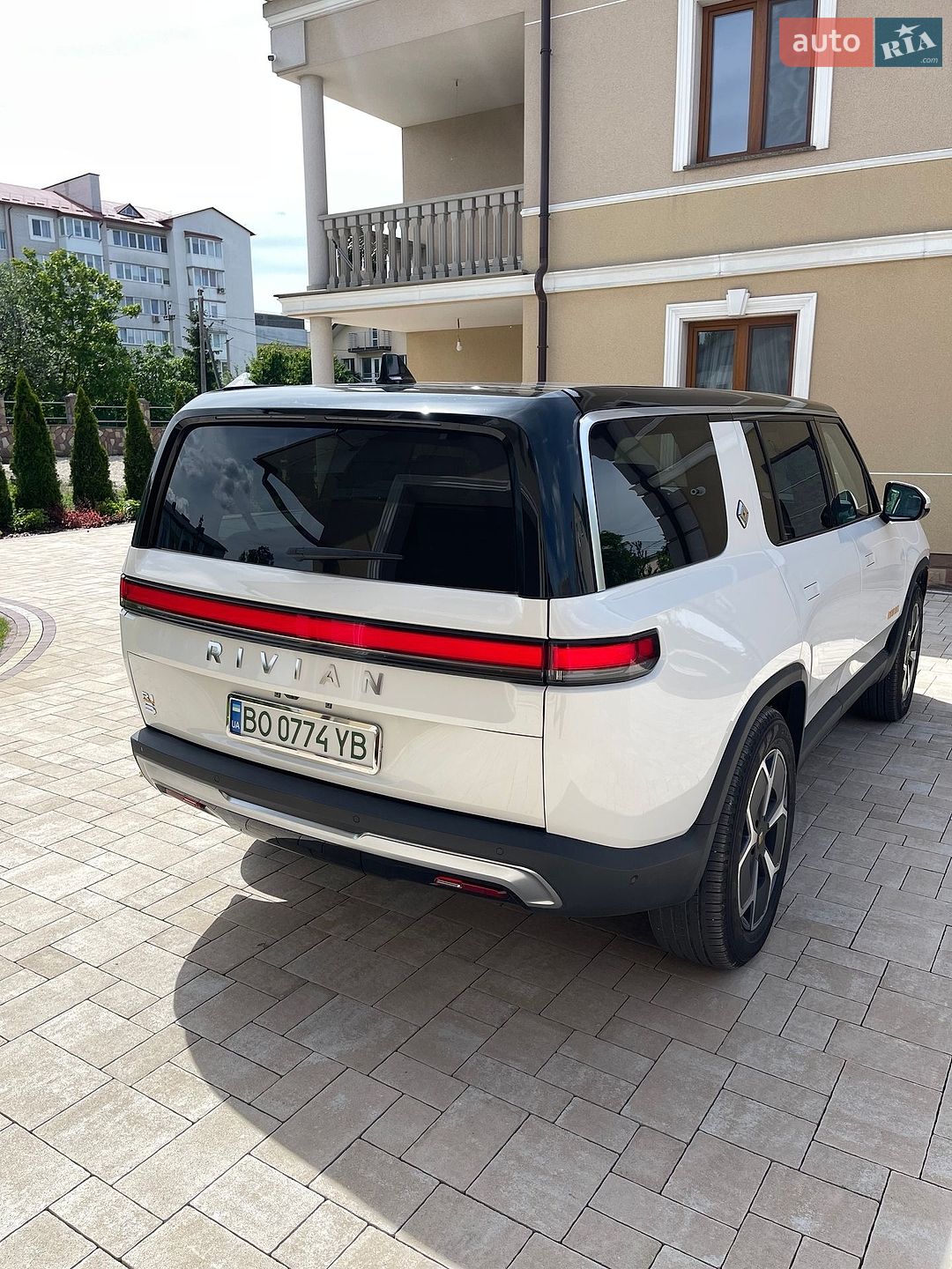Rivian R1S 2023 VIN 7PDSGABA9PN028224 фото оголошення 15 з 39