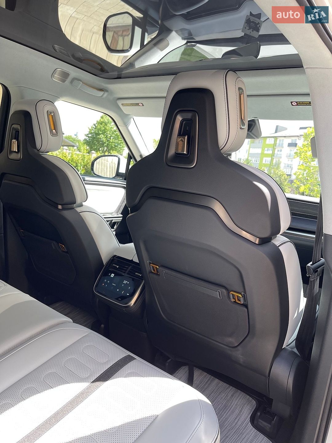 Rivian R1S 2023 VIN 7PDSGABA9PN028224 фото оголошення 33 з 39