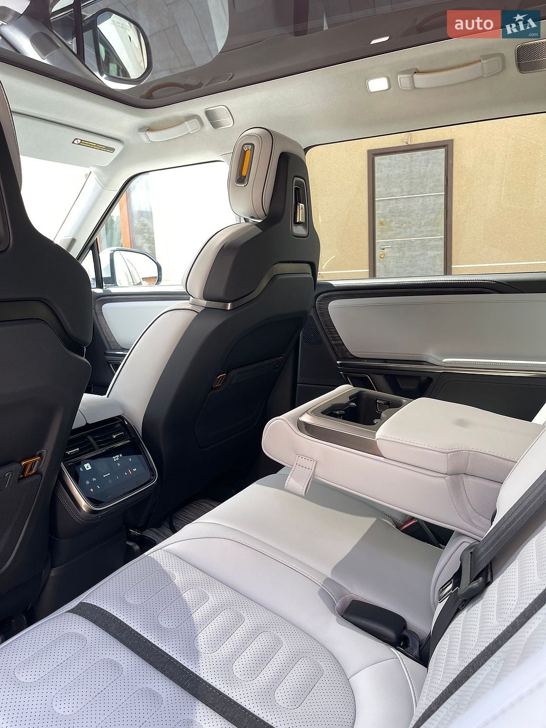 Rivian R1S 2023 VIN 7PDSGABA9PN028224 фото оголошення 37 з 39