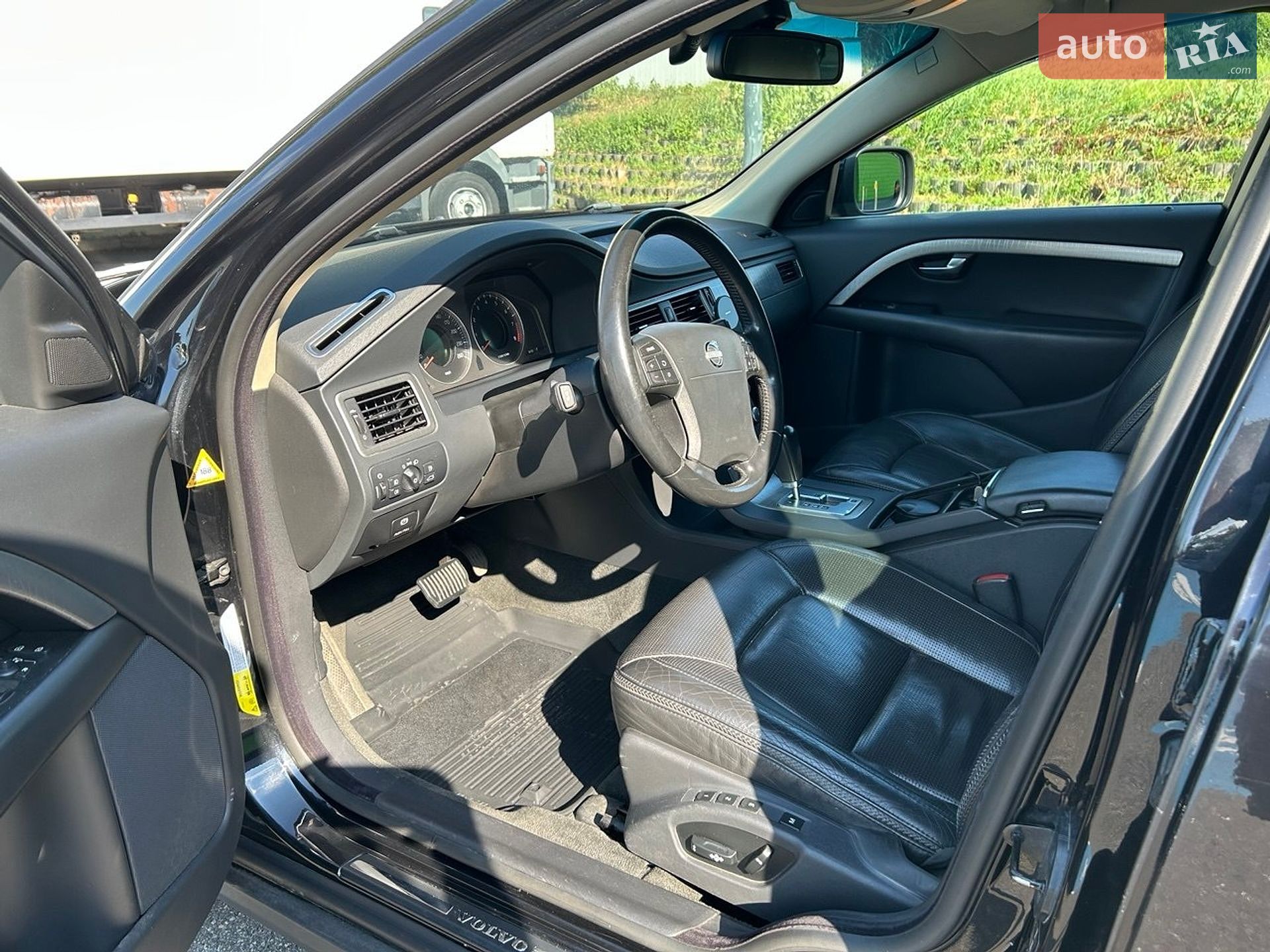 Volvo Xc70 2007 VIN YV1BZ985681015144 фото оголошення 7 з 18