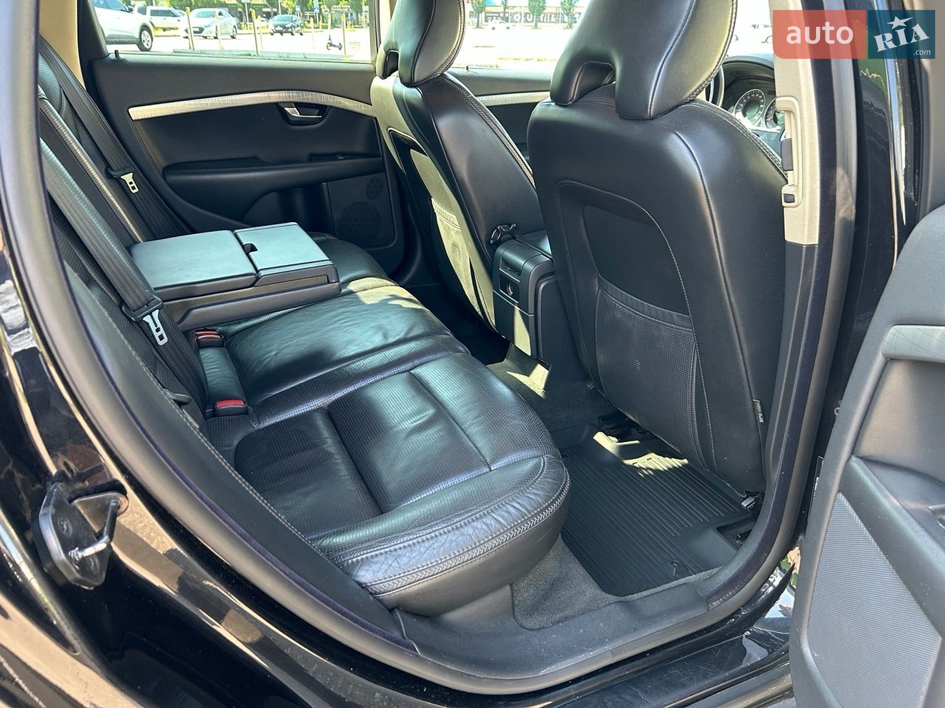 Volvo Xc70 2007 VIN YV1BZ985681015144 фото оголошення 11 з 18