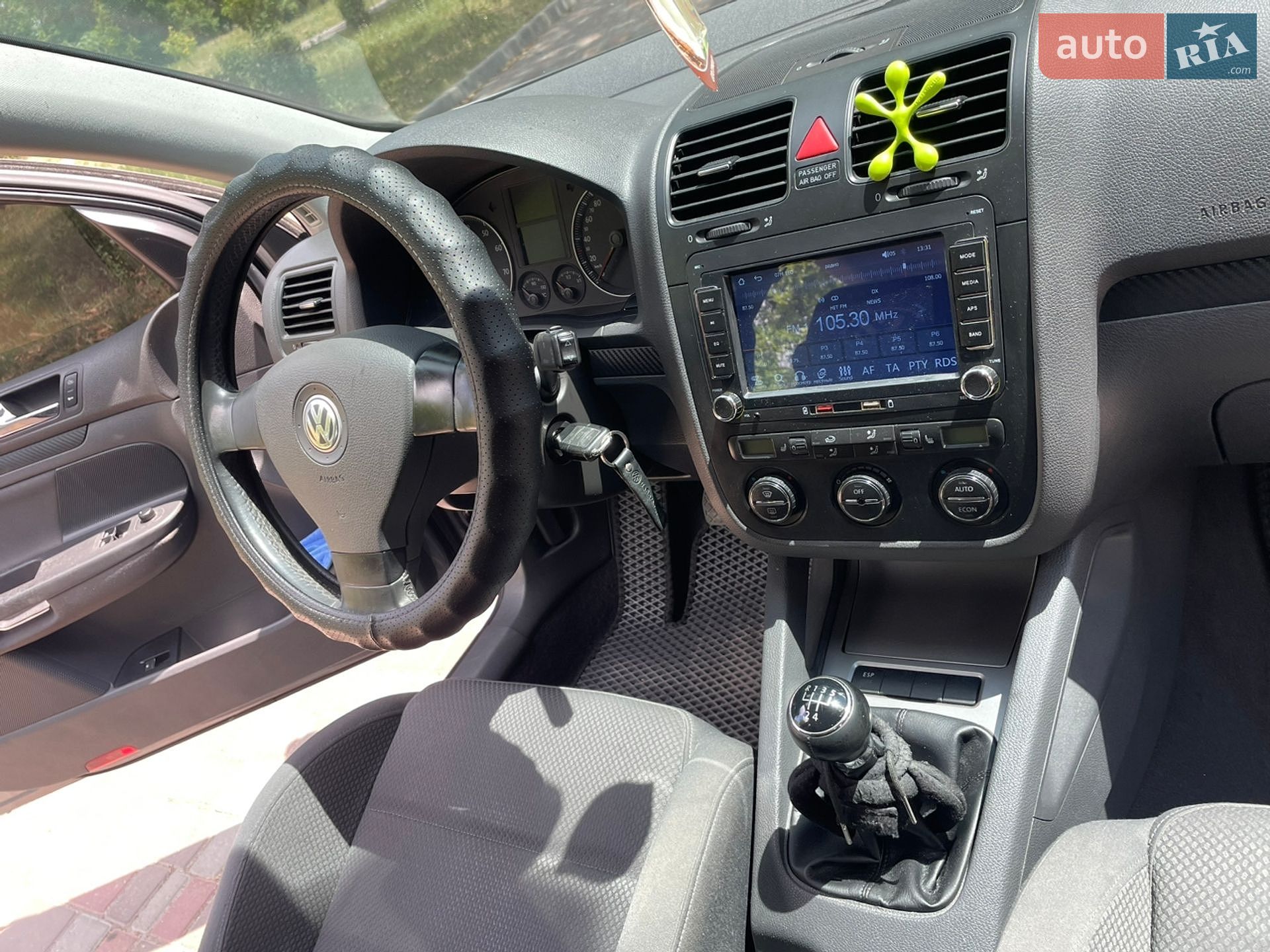 Volkswagen Golf 2005 VIN WVWZZZ1KZ5P073608 фото оголошення 4 з 16