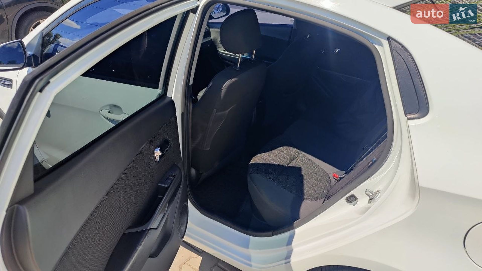 Kia Rio 2013 VIN Z94CC41BADR119285 фото оголошення 37 з 51