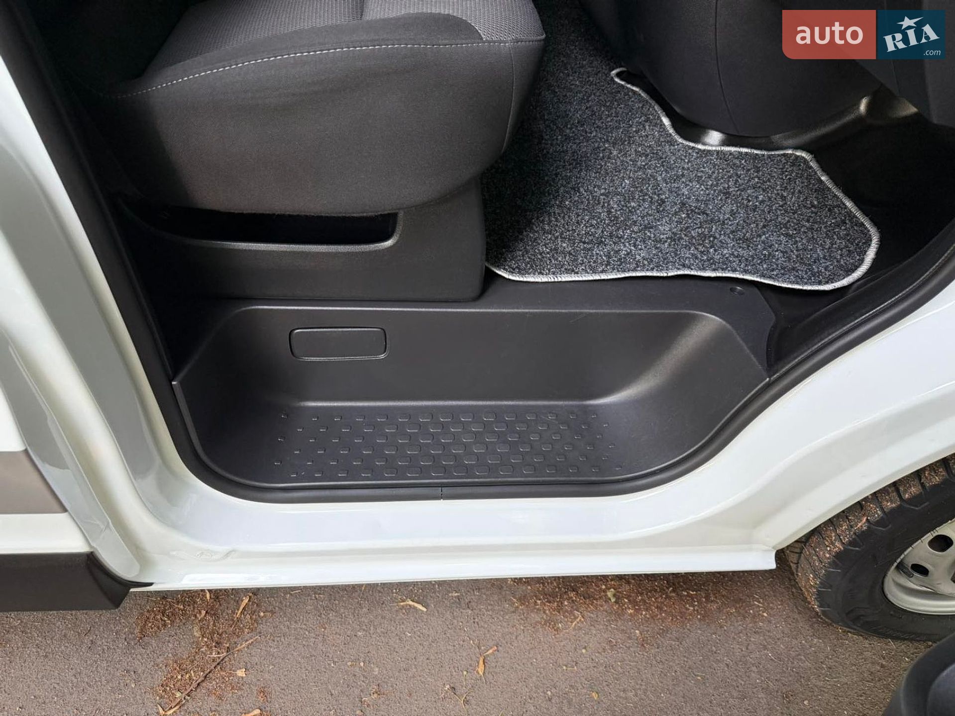Renault Trafic 2024 VIN VF1FL000973183889 фото оголошення 42 з 65
