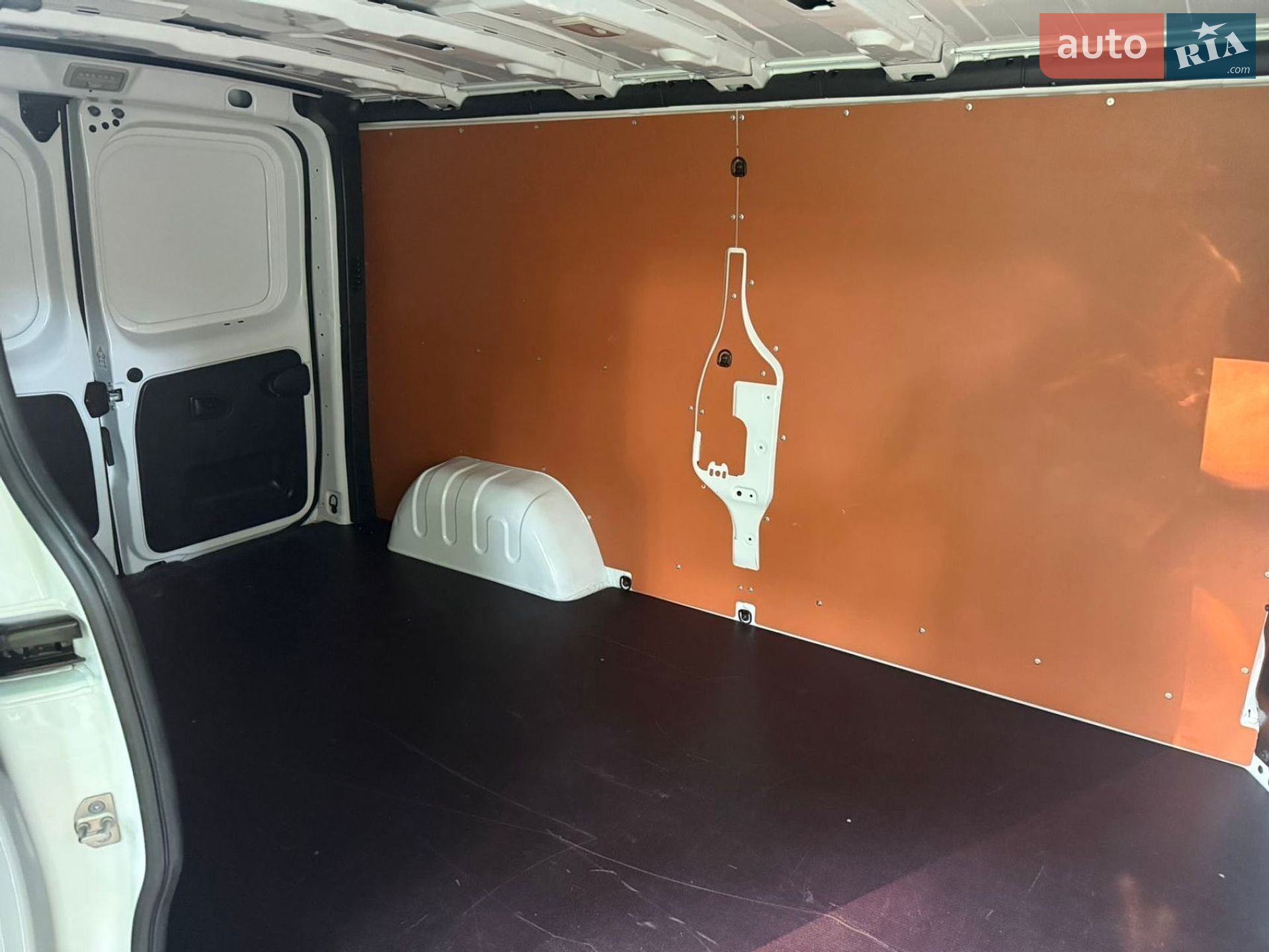 Renault Trafic 2024 VIN VF1FL000973183889 фото оголошення 40 з 65