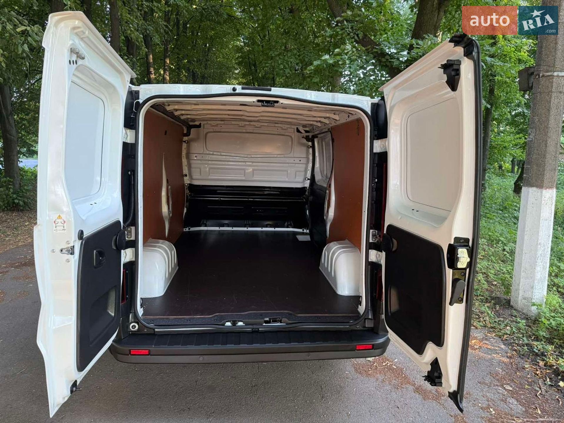 Renault Trafic 2024 VIN VF1FL000973183889 фото оголошення 53 з 65