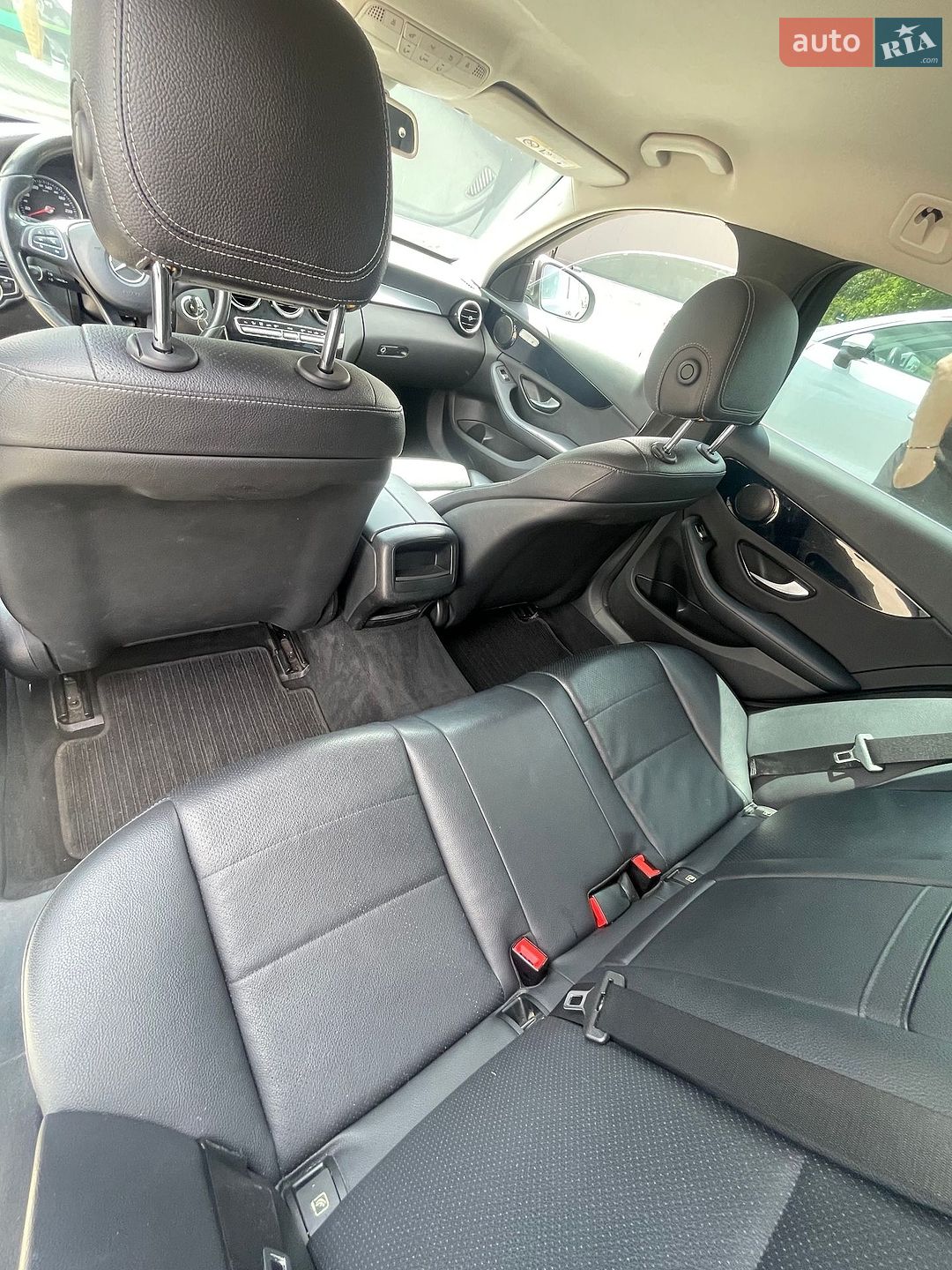 Mercedes-Benz C-Class 2017 VIN WDD2052041F584489 фото оголошення 5 з 20