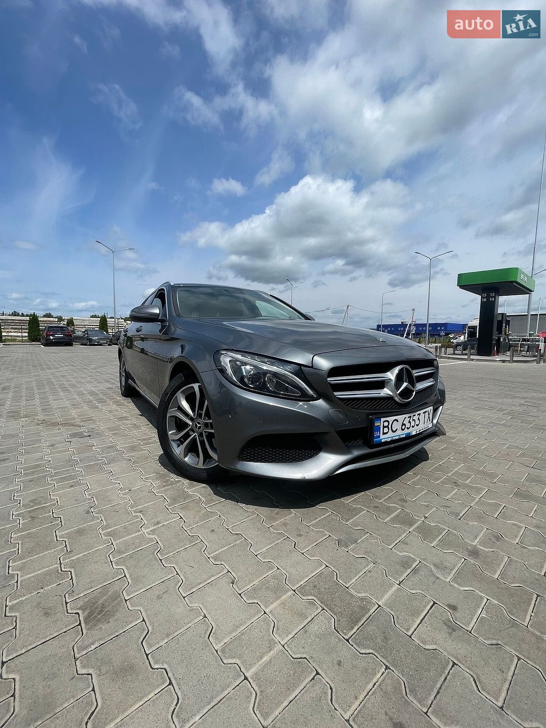 Mercedes-Benz C-Class 2017 VIN WDD2052041F584489 фото оголошення 12 з 20