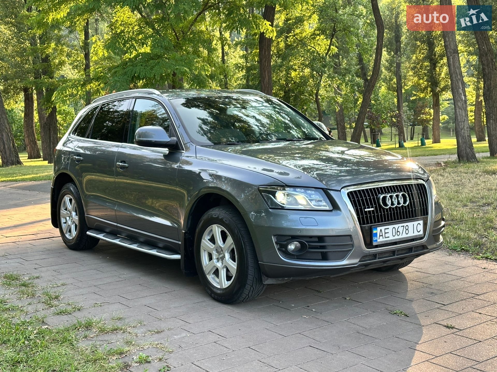 Audi Q5 2012 VIN WAUZZZ8RXCA083064 фото оголошення 3 з 35