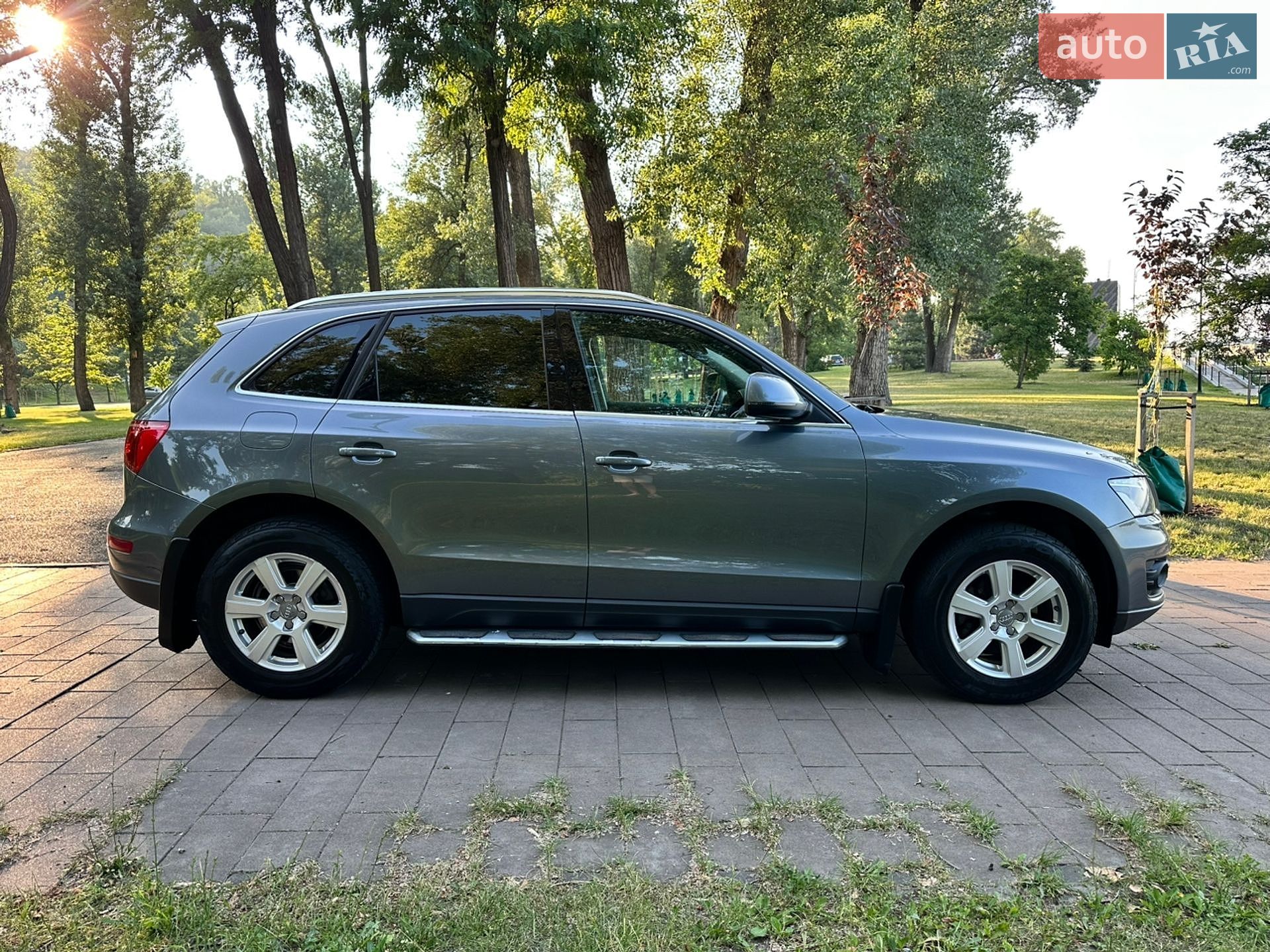 Audi Q5 2012 VIN WAUZZZ8RXCA083064 фото оголошення 5 з 35