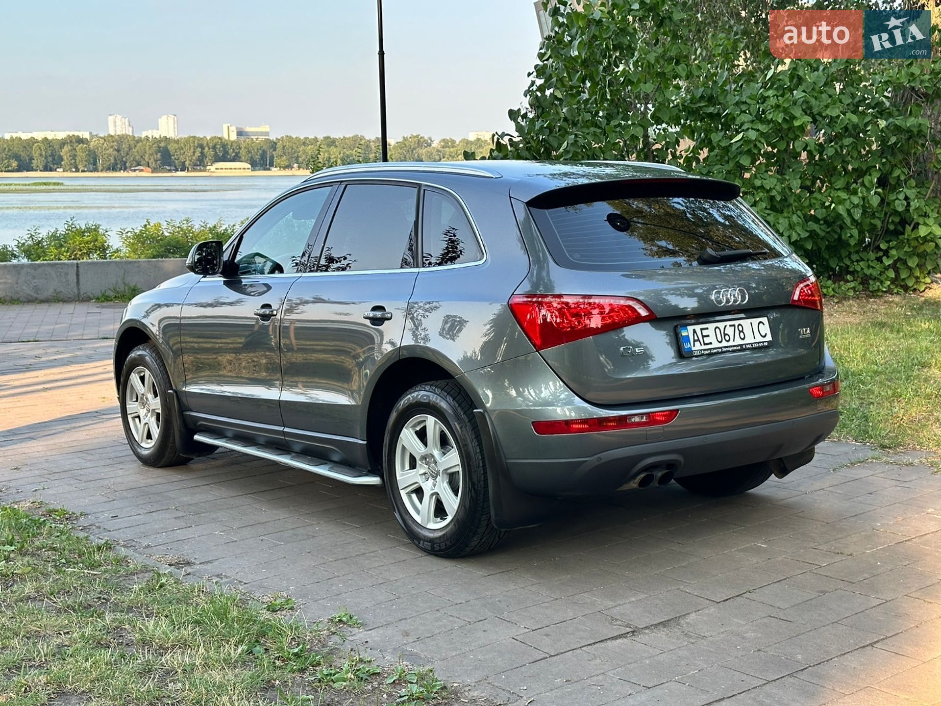 Audi Q5 2012 VIN WAUZZZ8RXCA083064 фото оголошення 9 з 35